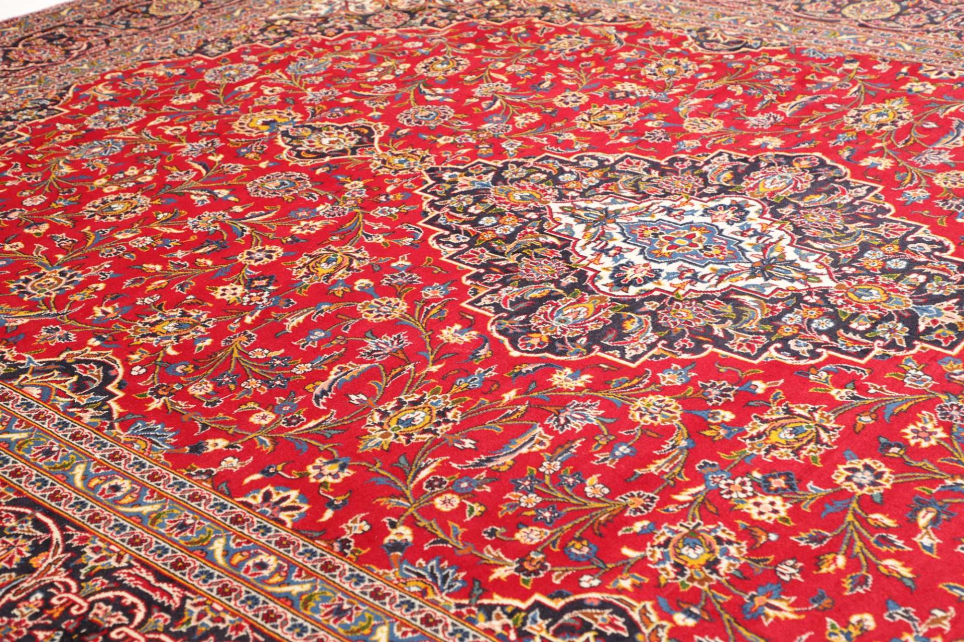 Kashan Perserteppich aus Iran, 311 × 424 cm