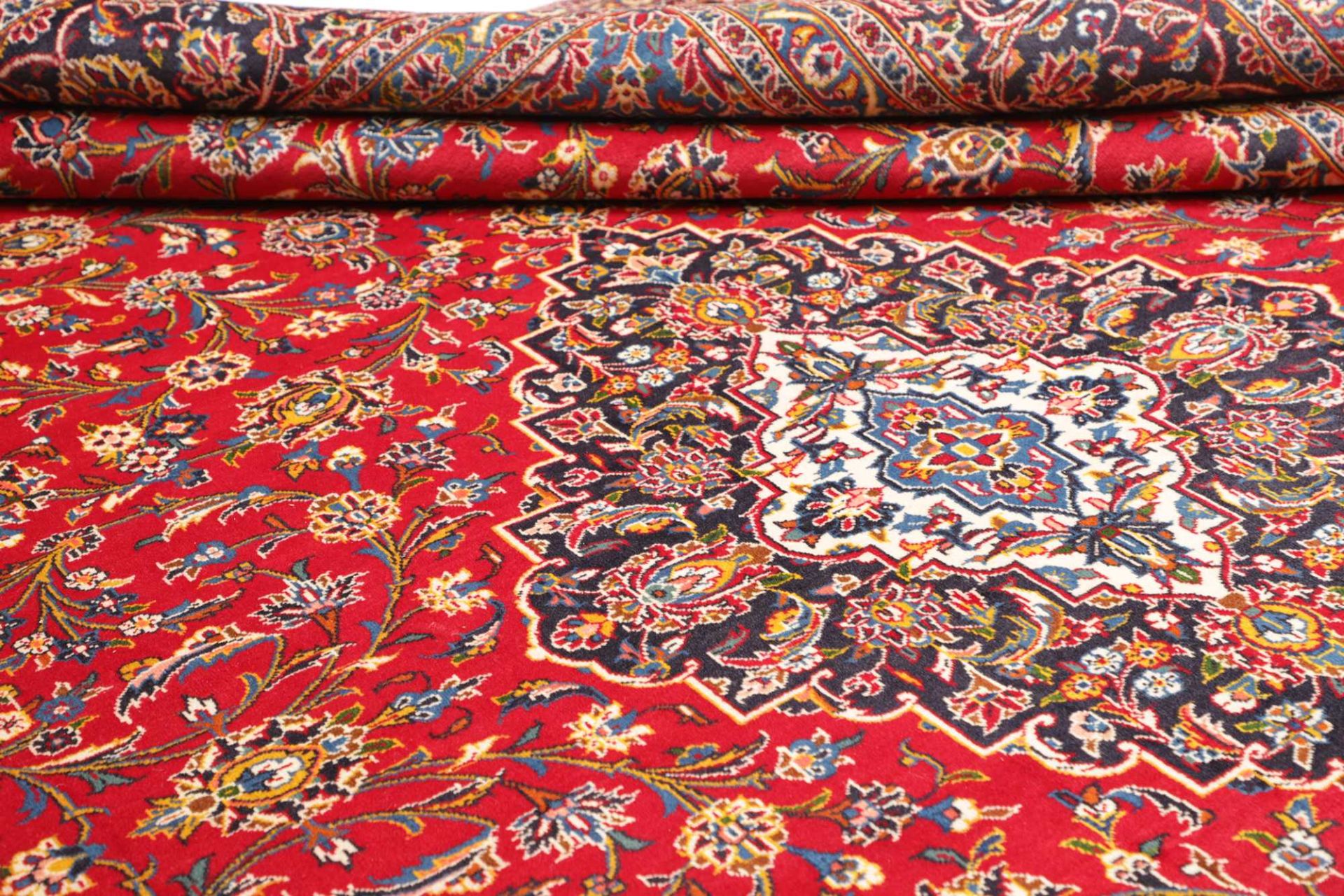 Kashan Perserteppich aus Iran, 311 × 424 cm
