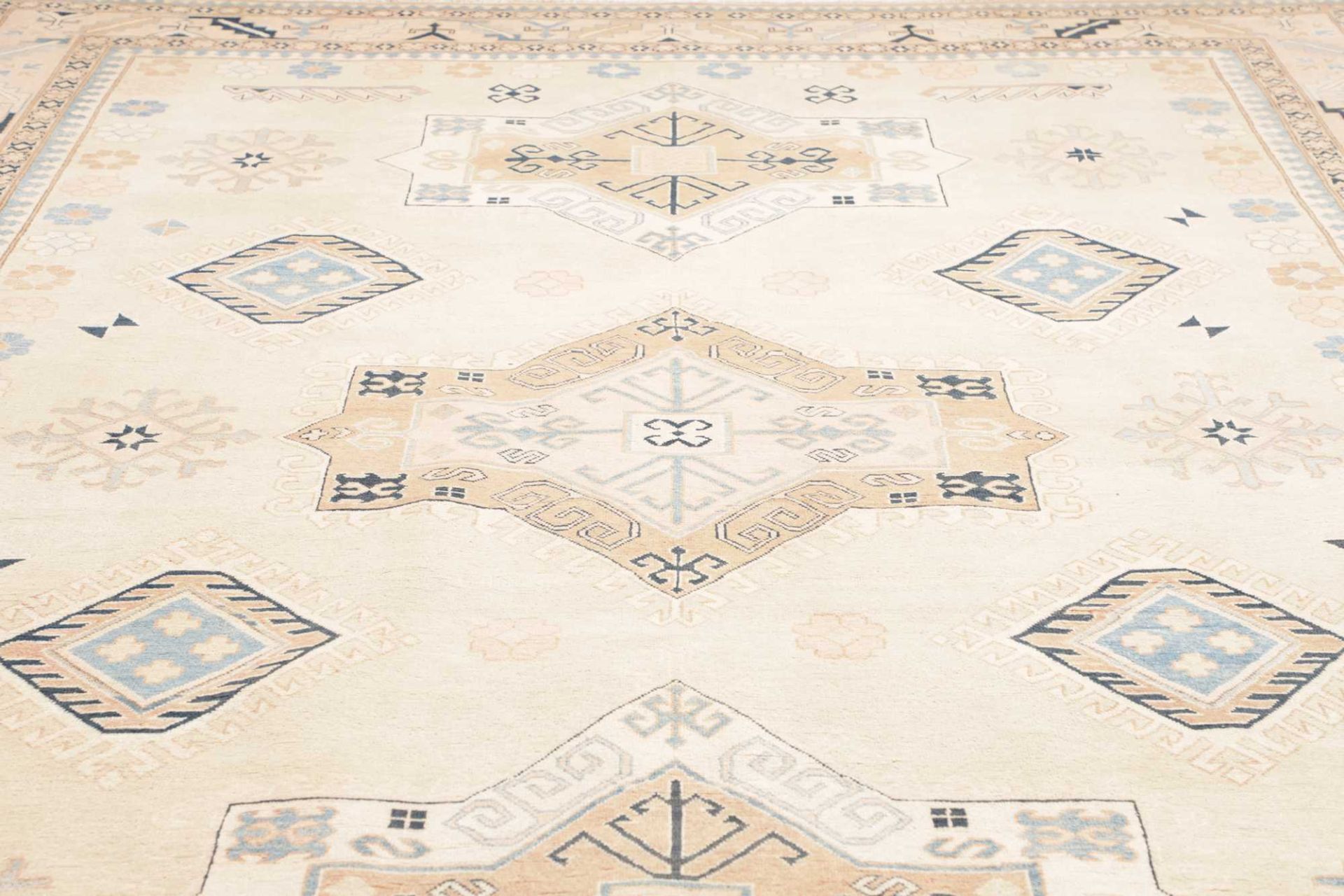 Kazak Orientteppich aus Pakistan, 302 × 435 cm