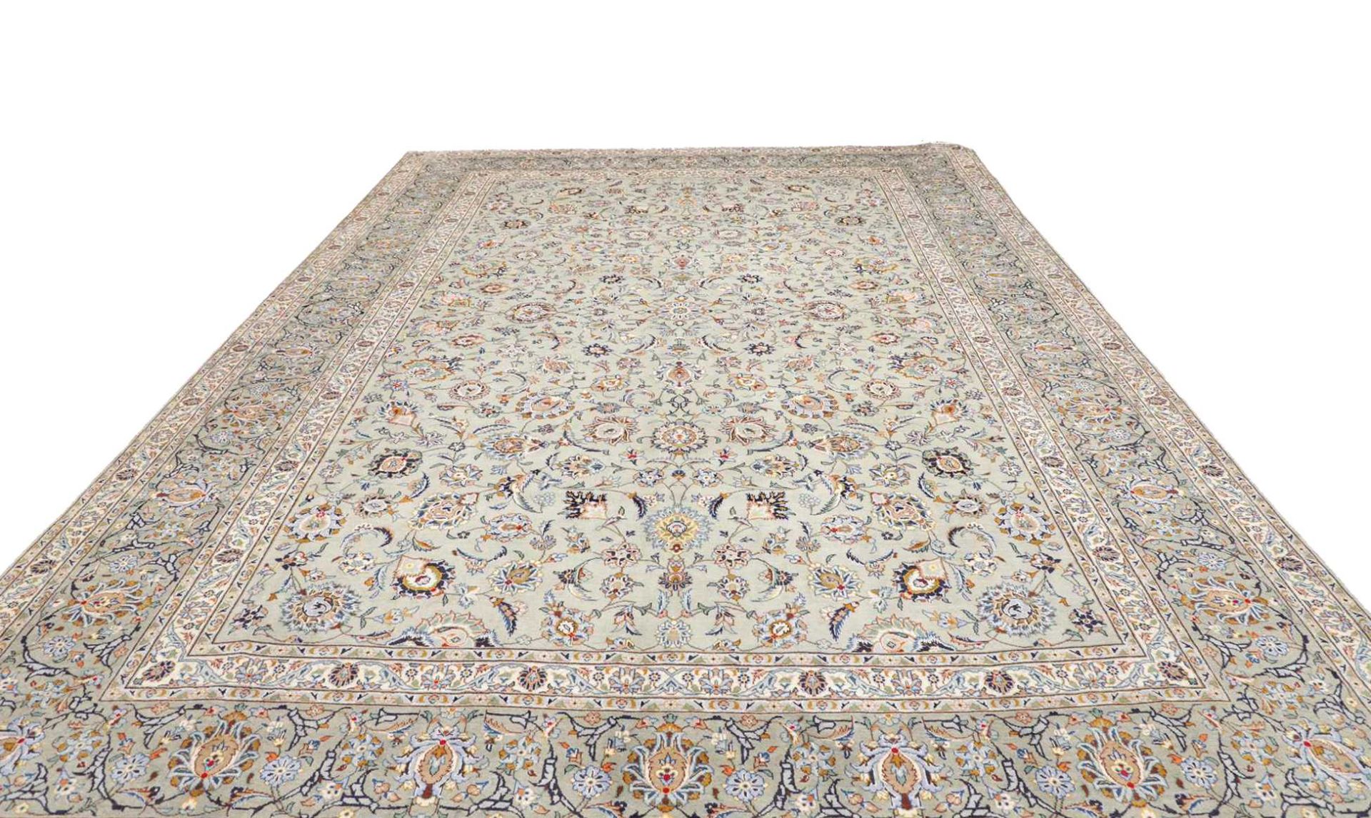 Kashan Perserteppich aus Iran, 306 × 424 cm