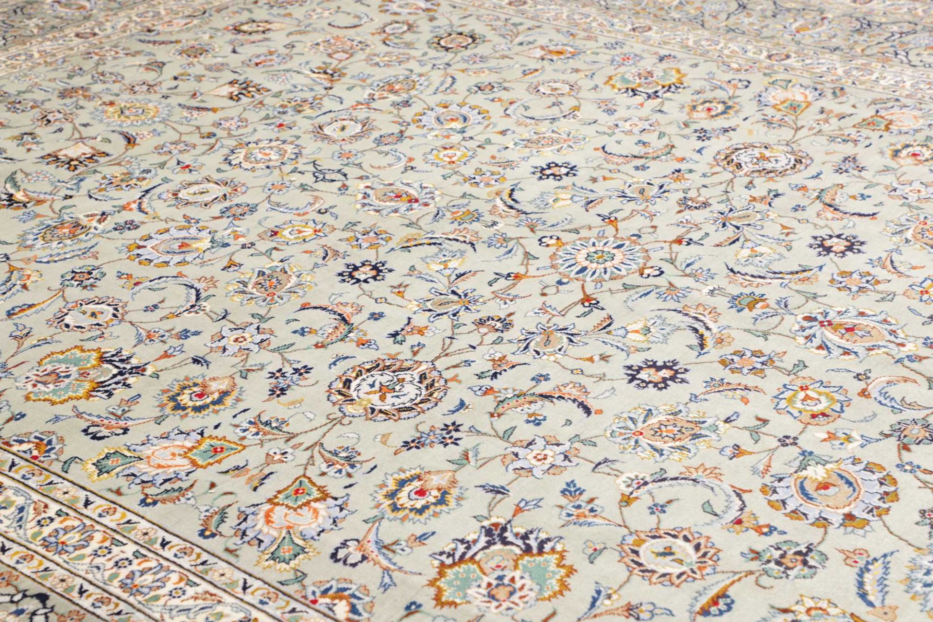 Kashan Perserteppich aus Iran, 306 × 424 cm
