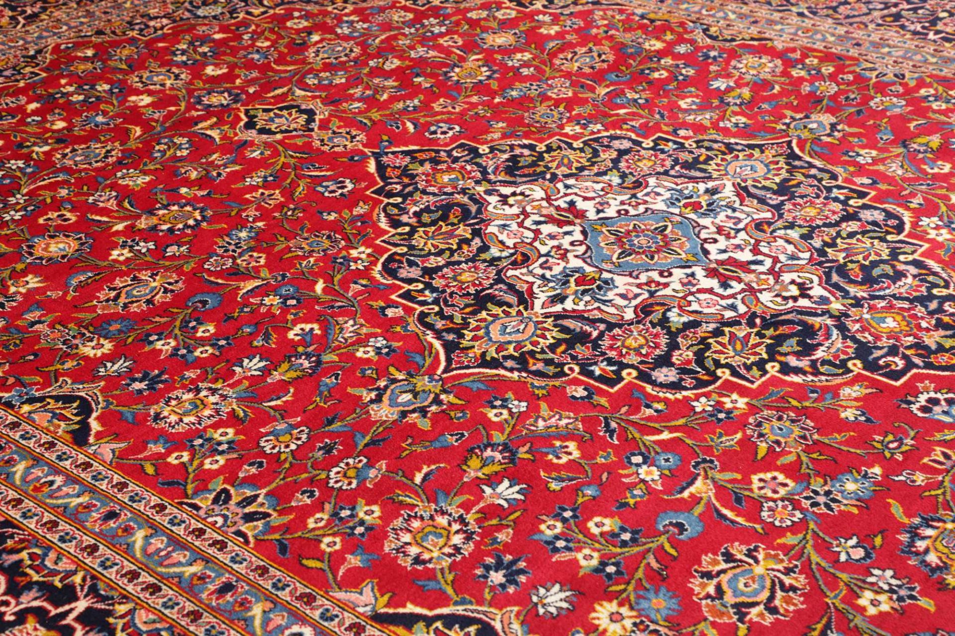 Kashan Perserteppich 301 × 424 cm aus Wolle, handgeknüpft