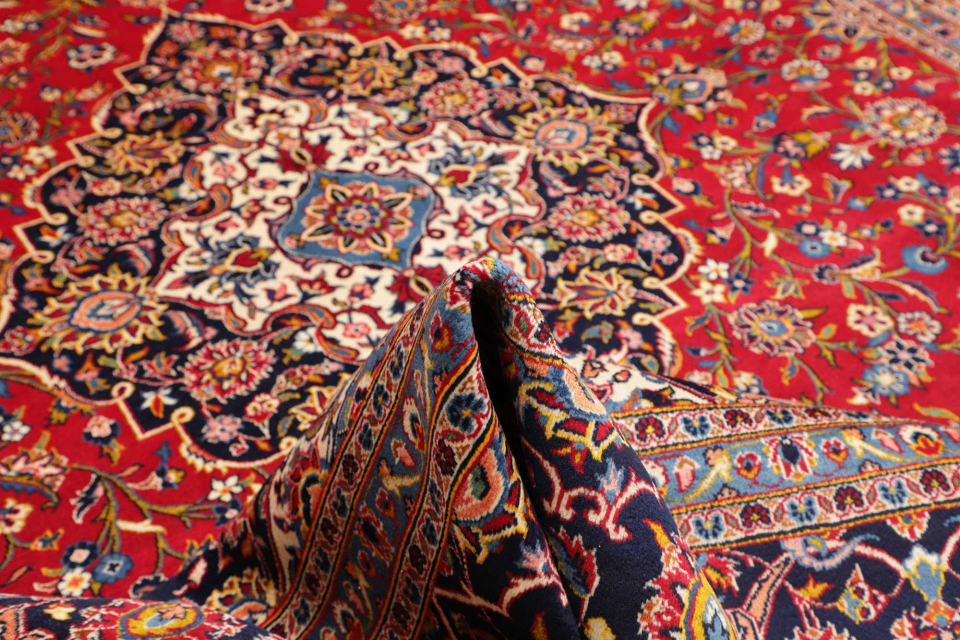 Kashan Perserteppich 301 × 424 cm aus Wolle, handgeknüpft