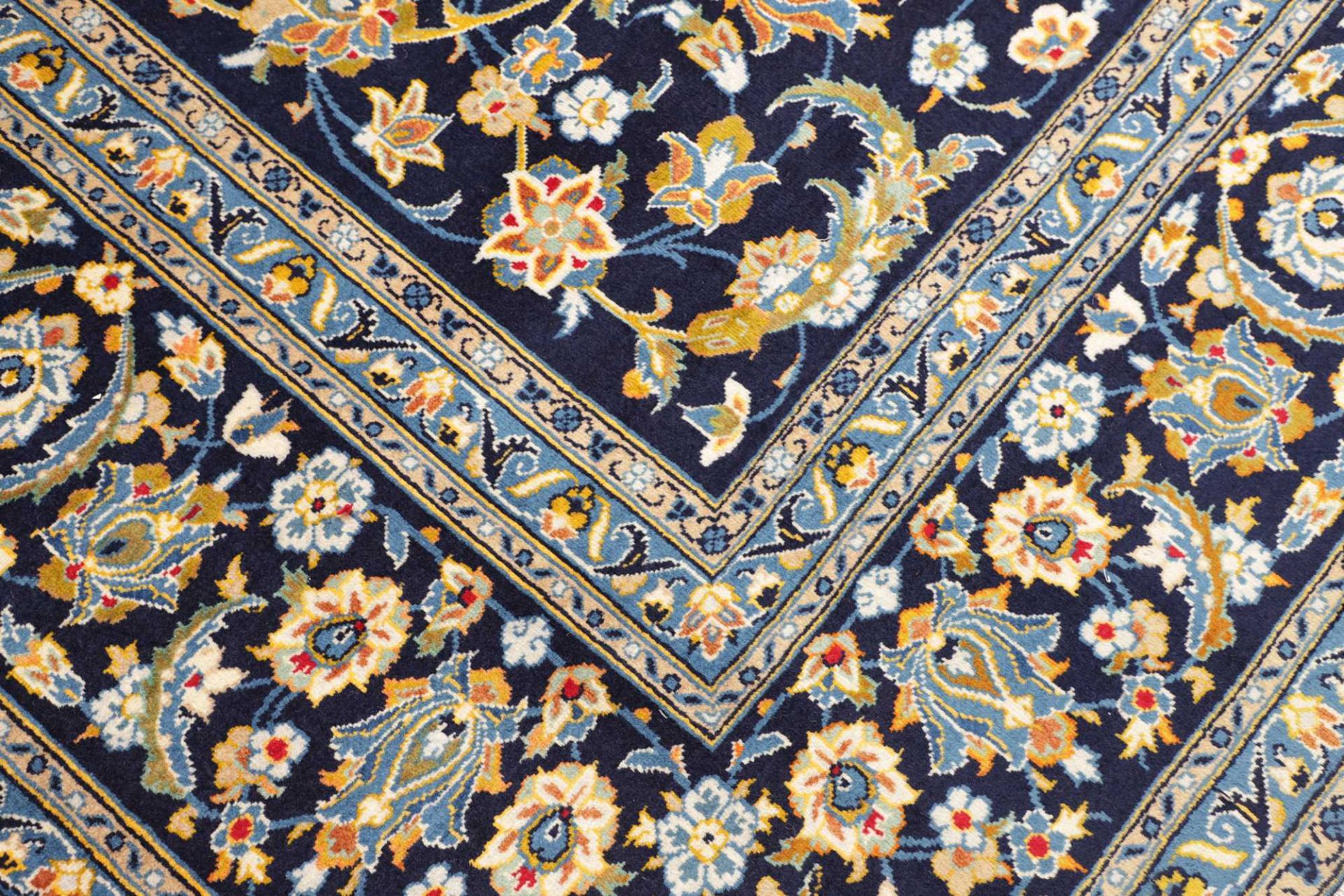 Kashan Perserteppich aus Iran, 306 × 407 cm