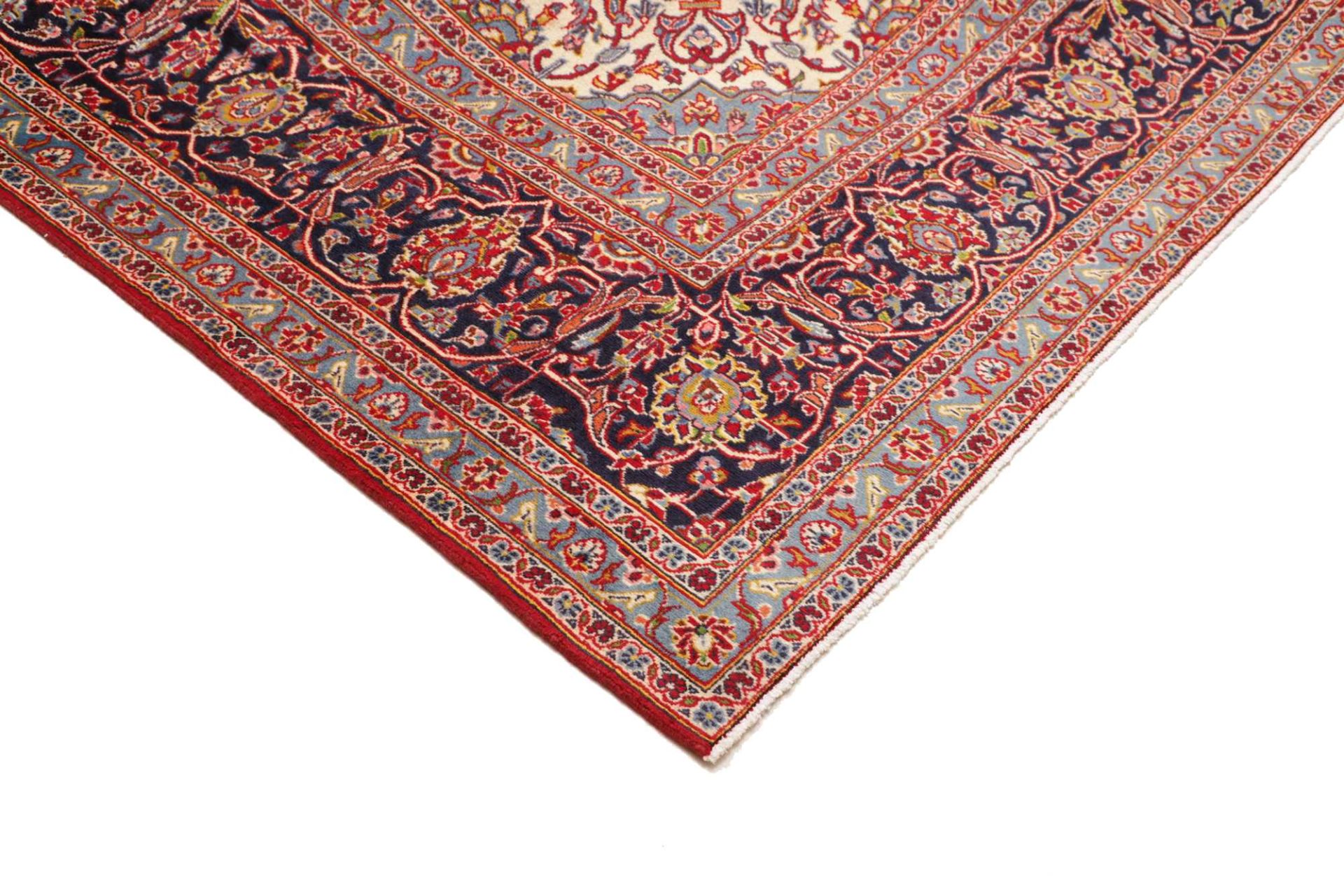 Kashan Perserteppich 299 × 412 cm aus Wolle, handgeknüpft
