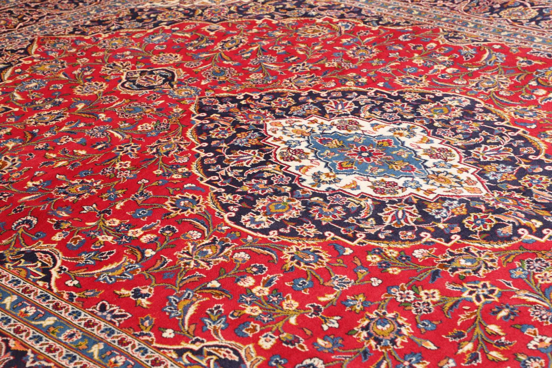 Kashan Perserteppich aus Iran, 304 × 404 cm