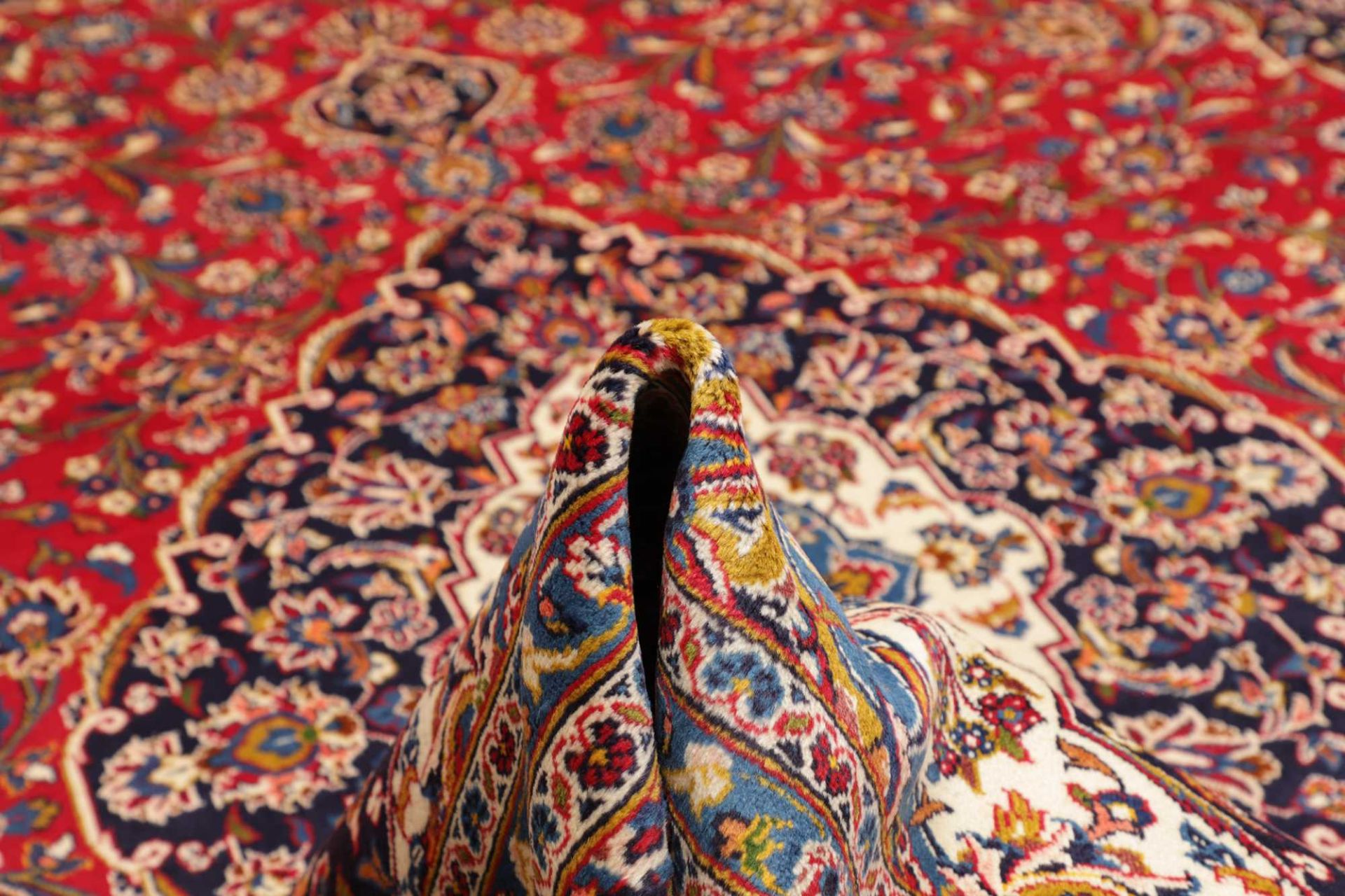 Kashan Perserteppich aus Iran, 304 × 404 cm