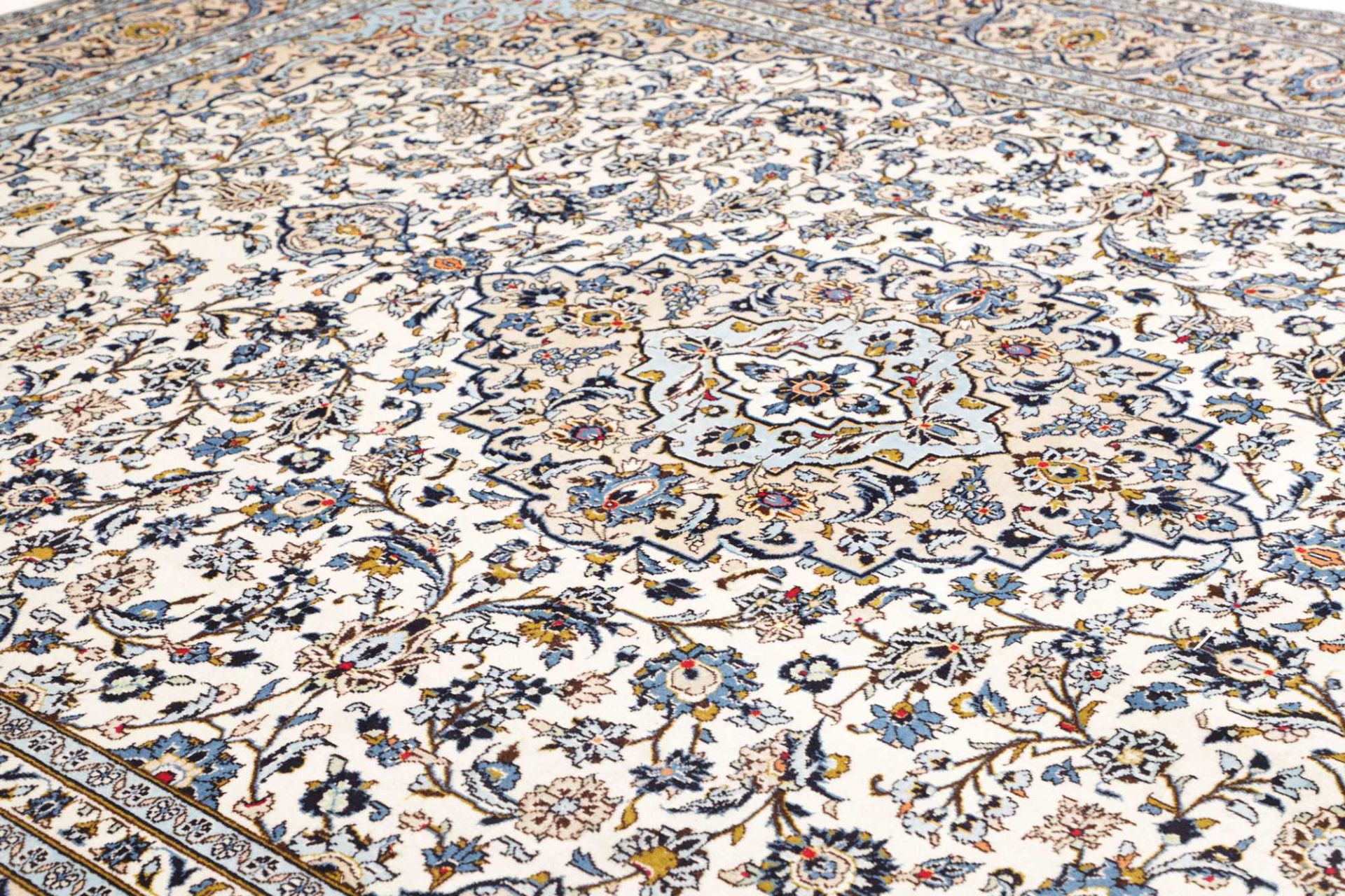 Kashan Perserteppich aus Iran, 303 × 406 cm