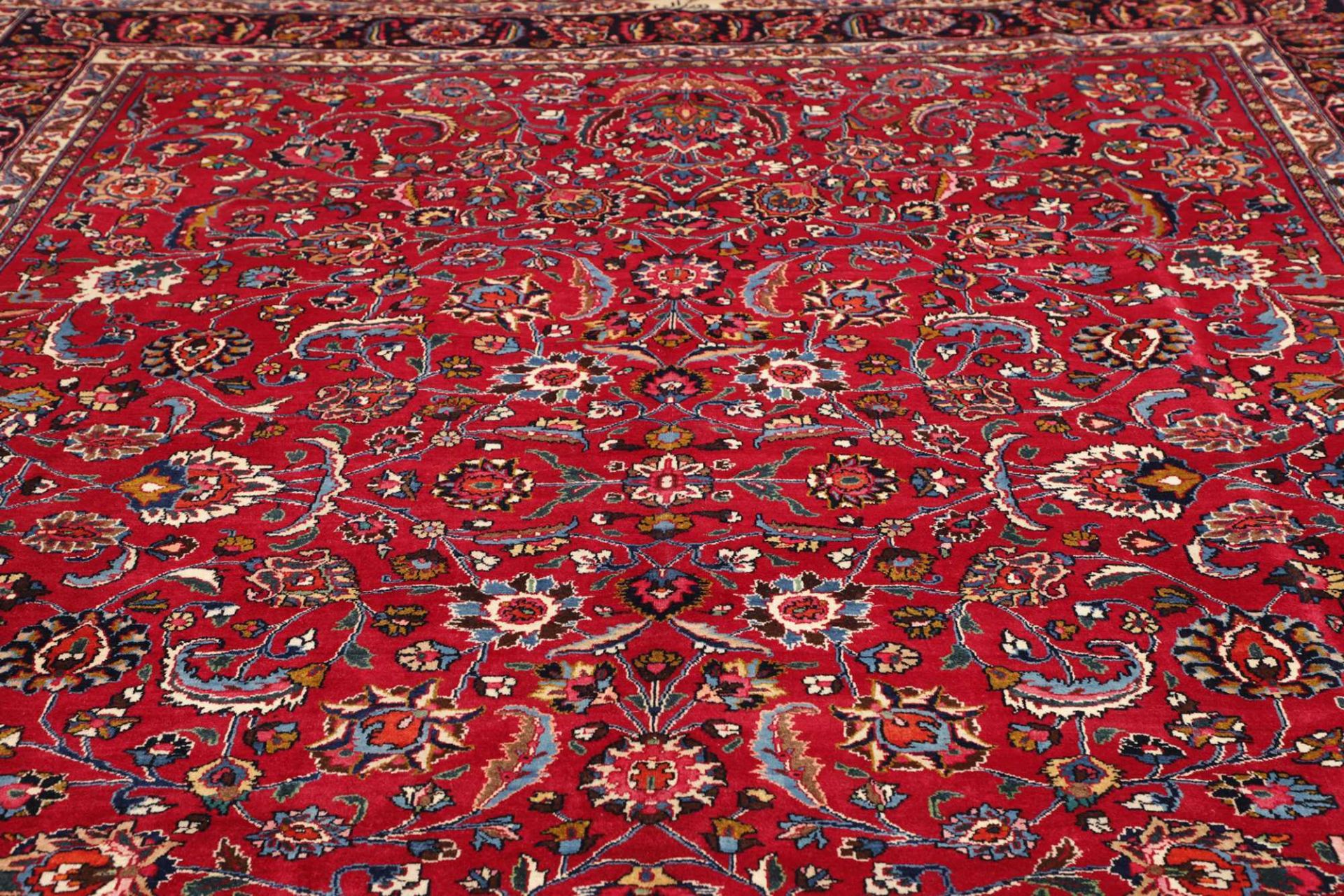 Mashhad Perserteppich aus Iran, 303 × 401 cm