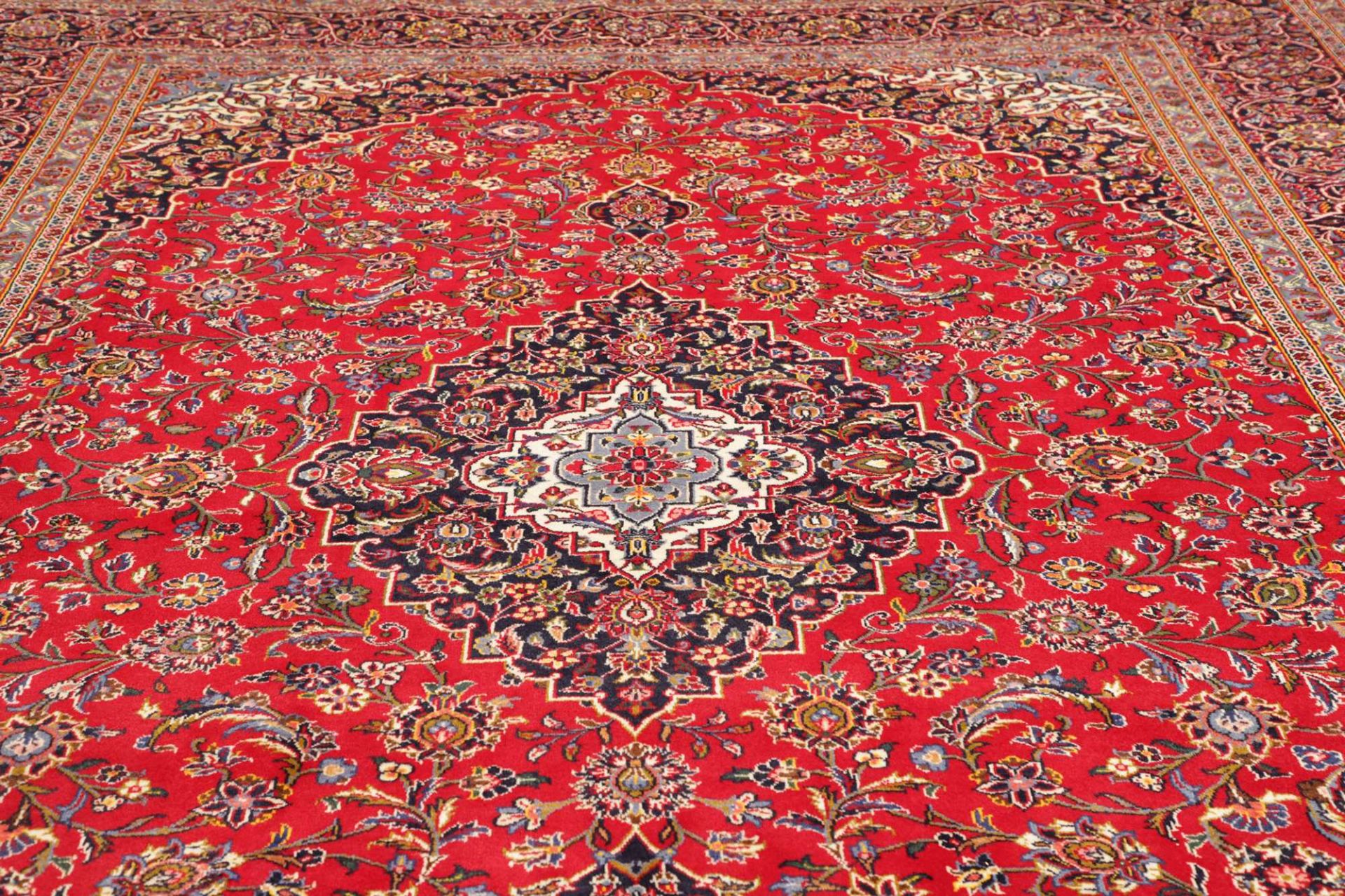 Kashan Perserteppich aus Iran, 301 × 402 cm