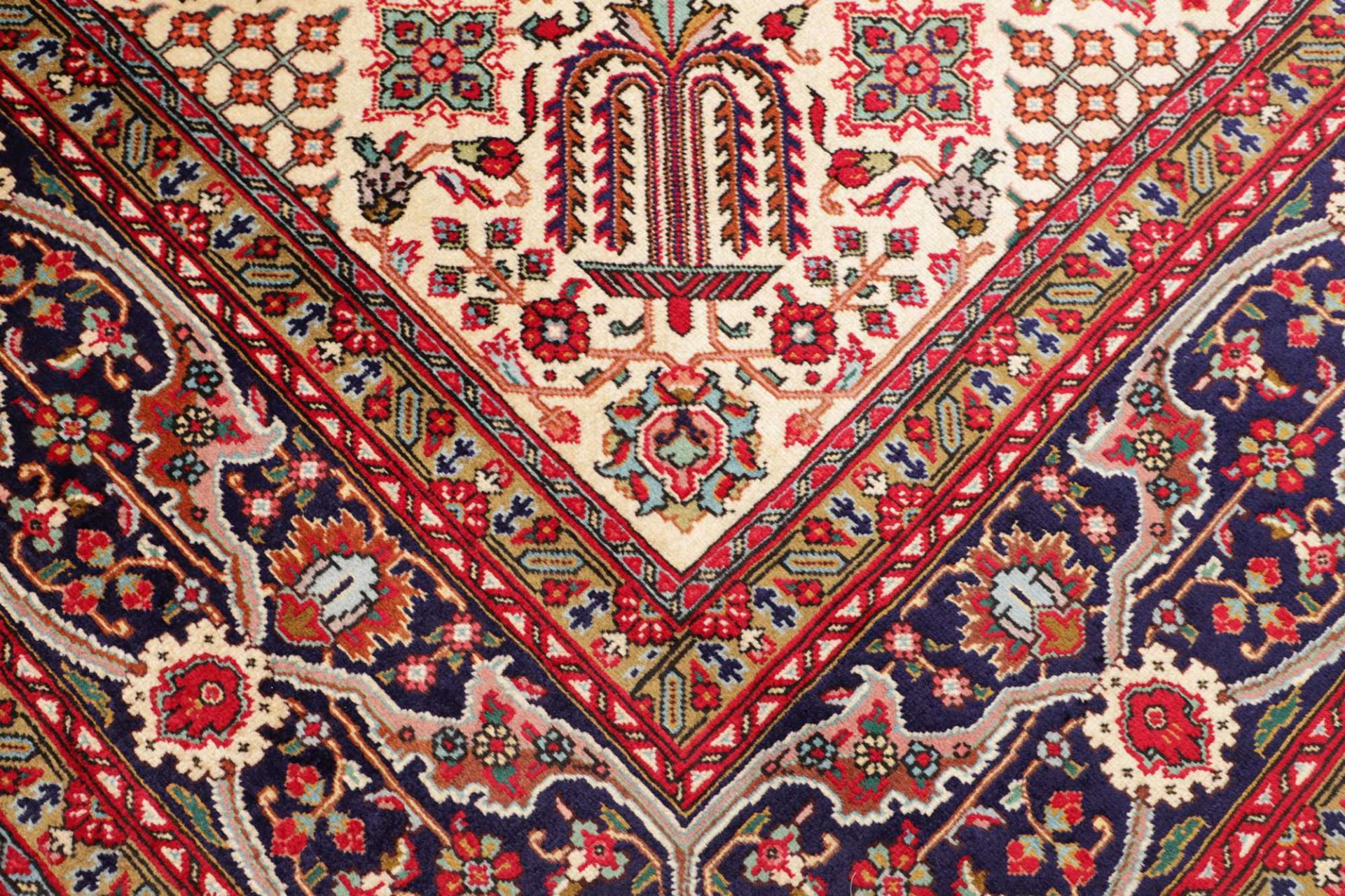 Täbriz Perserteppich 301 × 399 cm aus Wolle, handgeknüpft