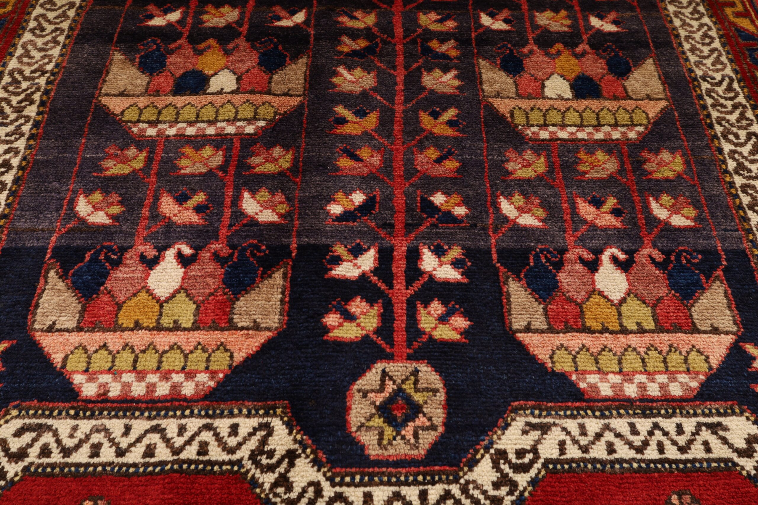 Antiker Perserteppich, 220 × 131 cm, Wolle