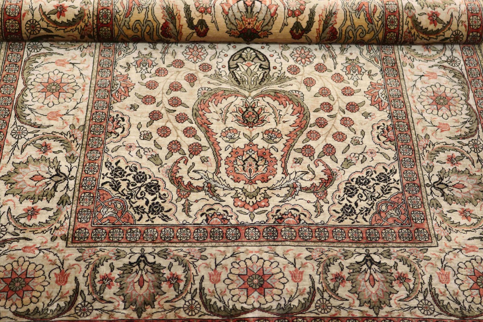 Hereke Orientteppich aus Türkei, 94 × 47 cm