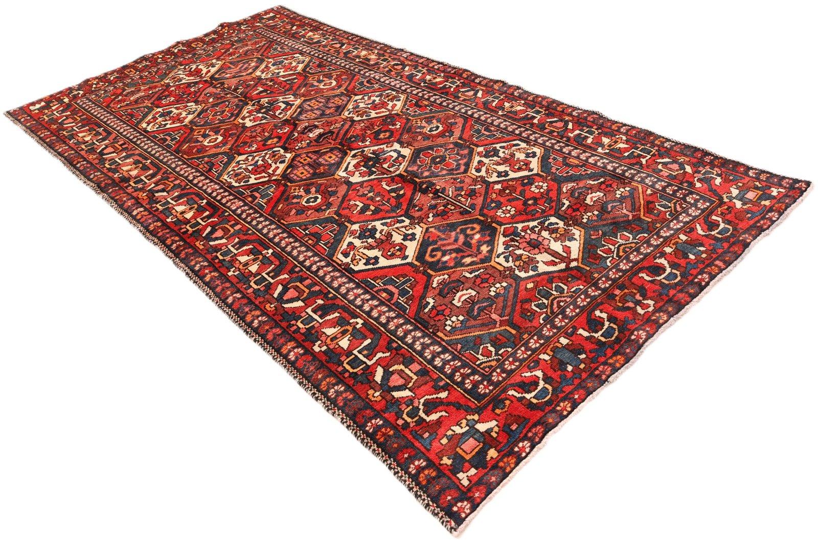 Bakhtiari Perserteppich 302 × 160 cm aus Wolle, handgeknüpft