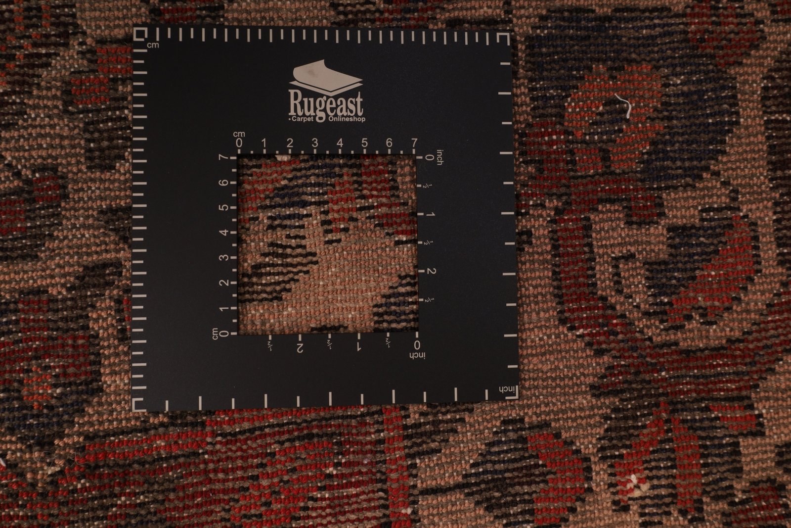 Perserteppich aus Iran, 387 × 247 cm