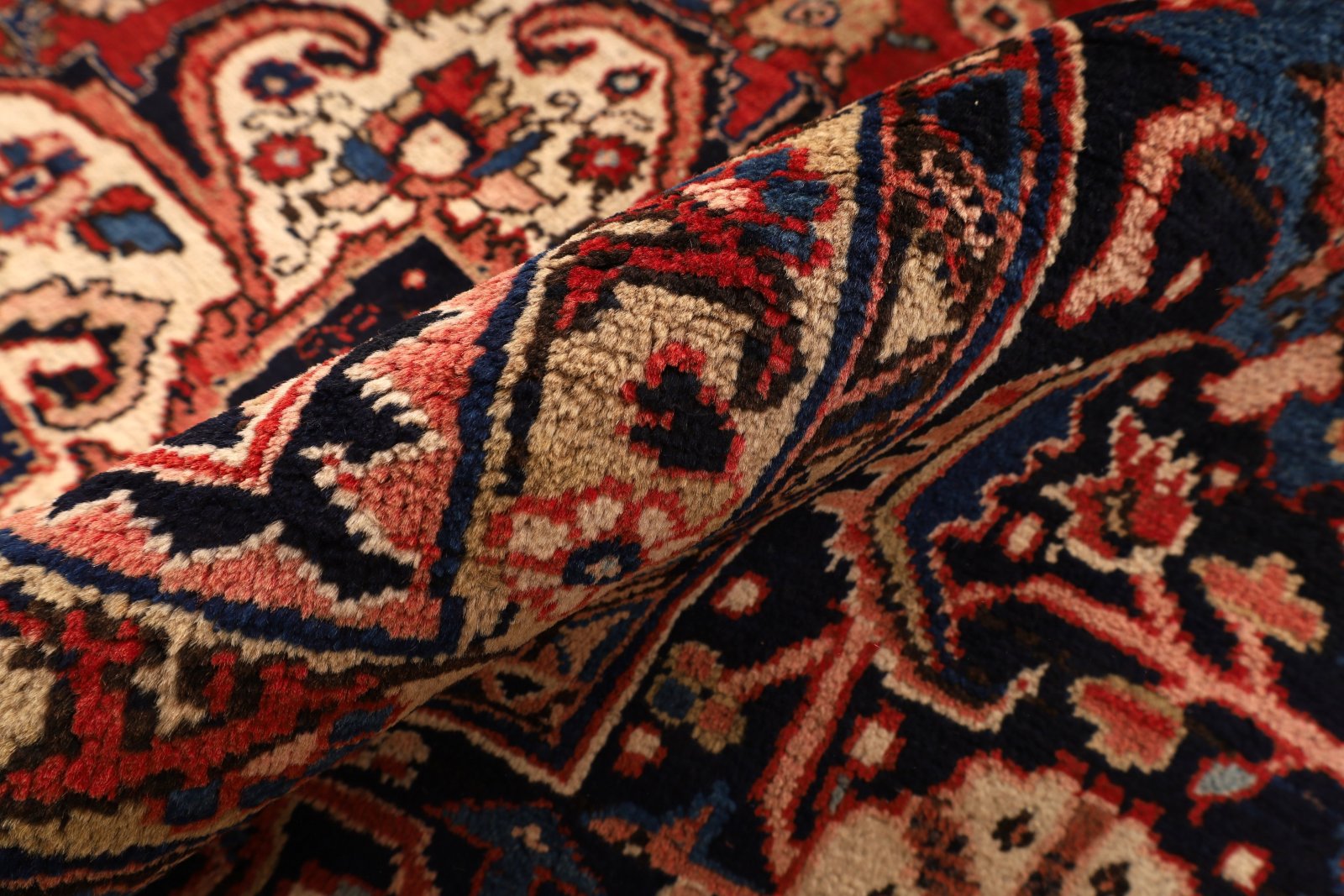 Heriz Perserteppich aus Iran, 418 × 313 cm