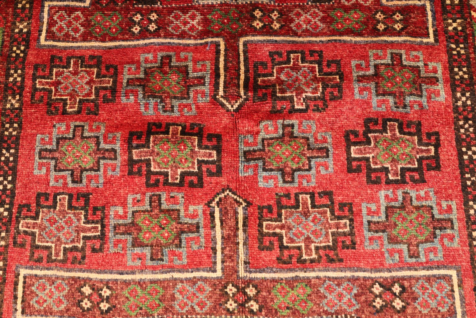 Handgeknüpfter Perserteppich, 250 × 144 cm, Wolle