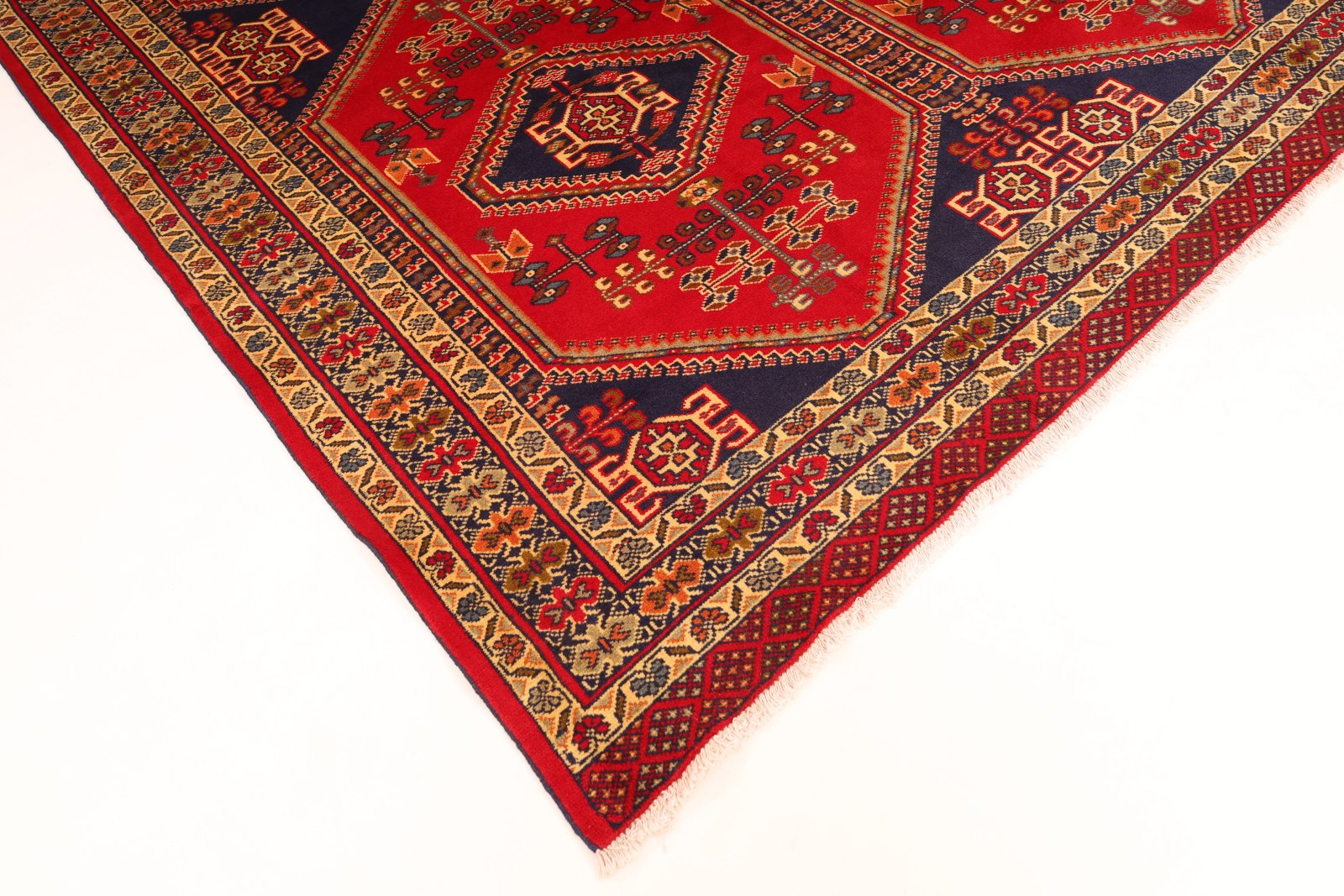 Turkmen Perserteppich aus Iran, 385 × 300 cm