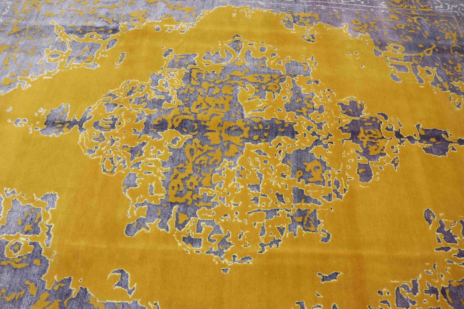 Orientteppich aus Indien, 307 × 247 cm