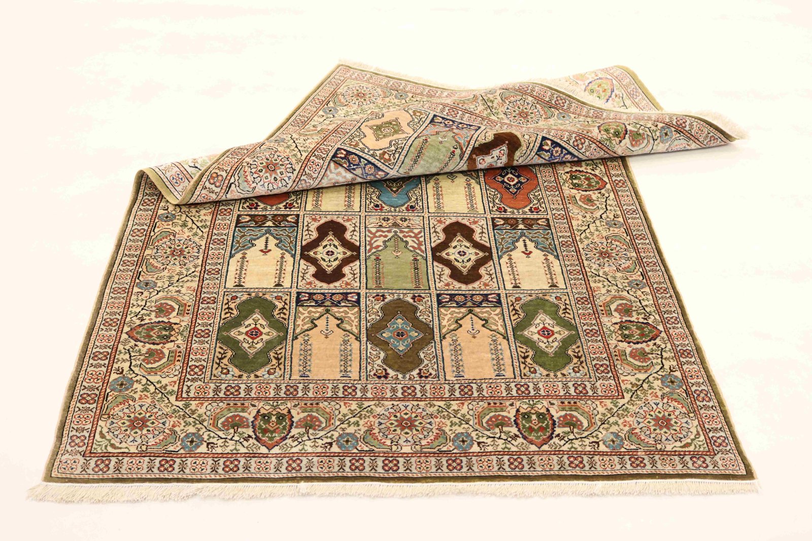 Handgeknüpfter Teppich 140 × 93 cm