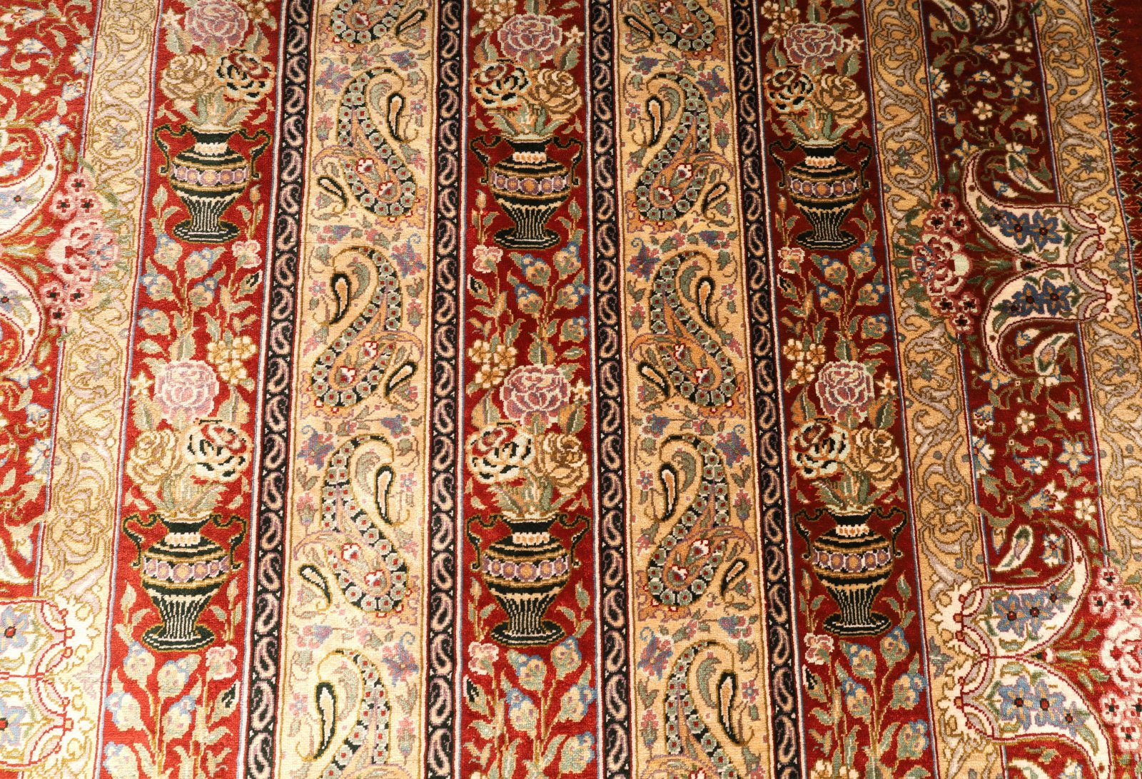 perserteppich-125-x-80-cm-seide-handgeknuepft-rot-orange-11 Ghom Perserteppich 125 × 80 cm aus Seide, handgeknüpft