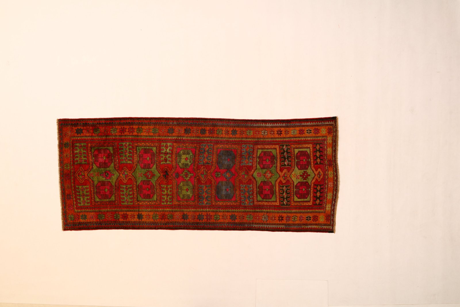Handgeknüpfter Perserteppich, 306 × 124 cm, Wolle