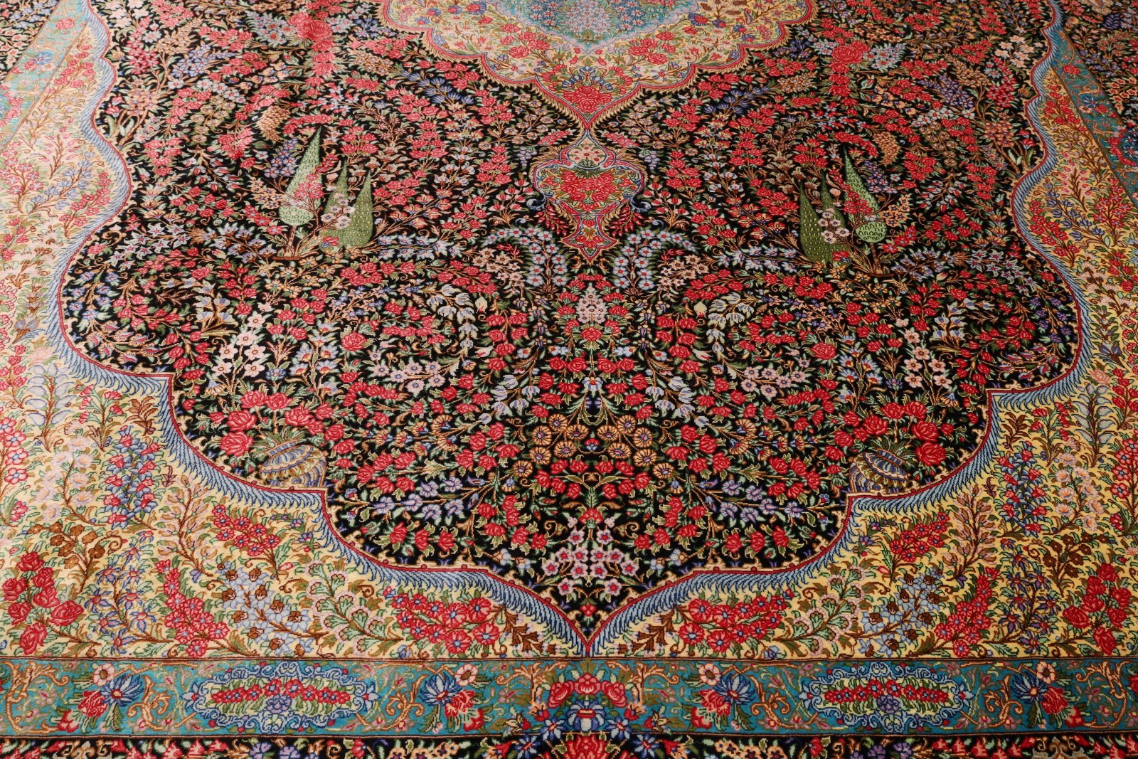 perserteppich-naderi-300-x-200-cm-seide-handgeknuepft-rot-orange-9 Handgeknüpfter Ghom Perserteppich 300 × 200 cm
