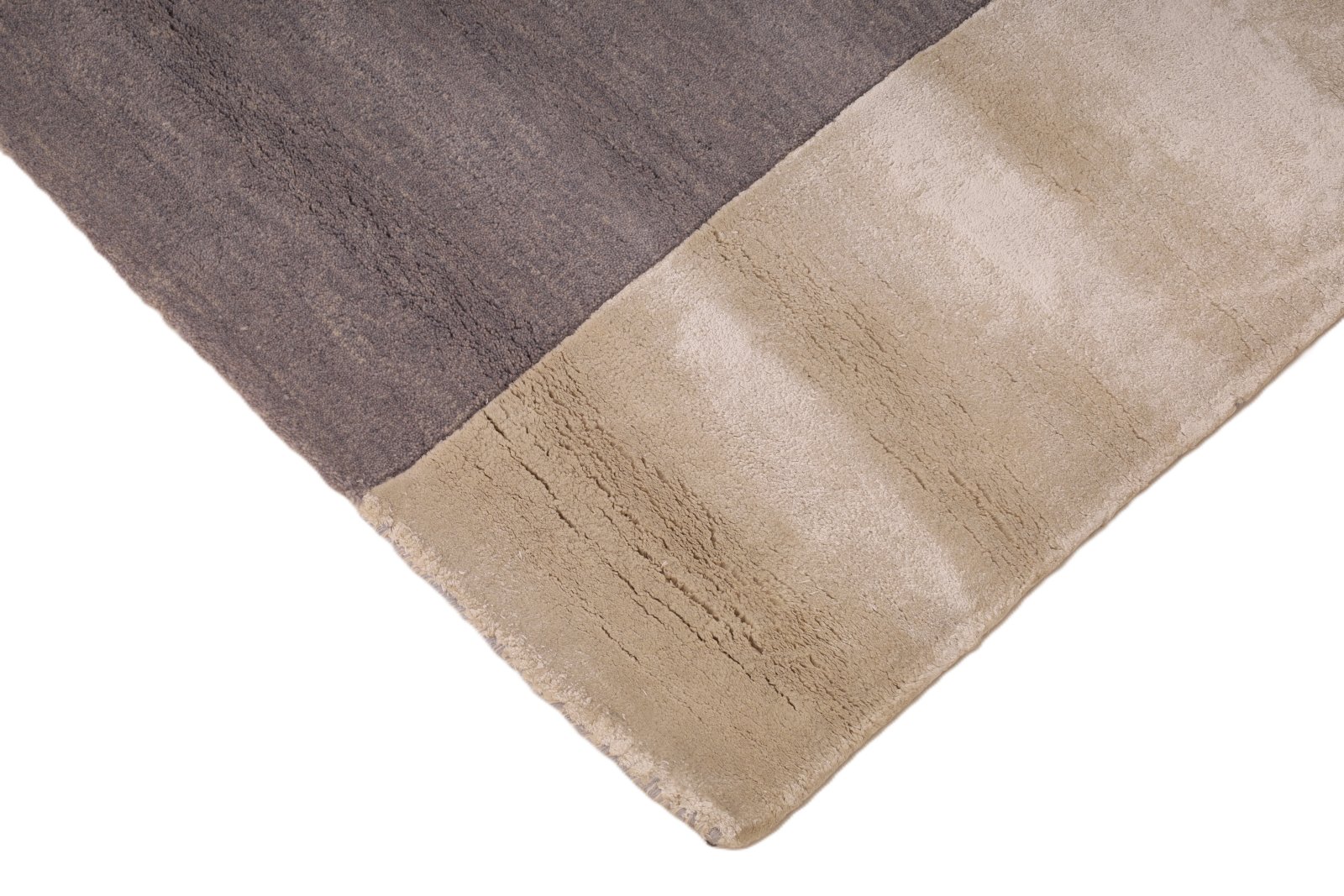Handgeknüpfter Orientteppich 245 × 150 cm