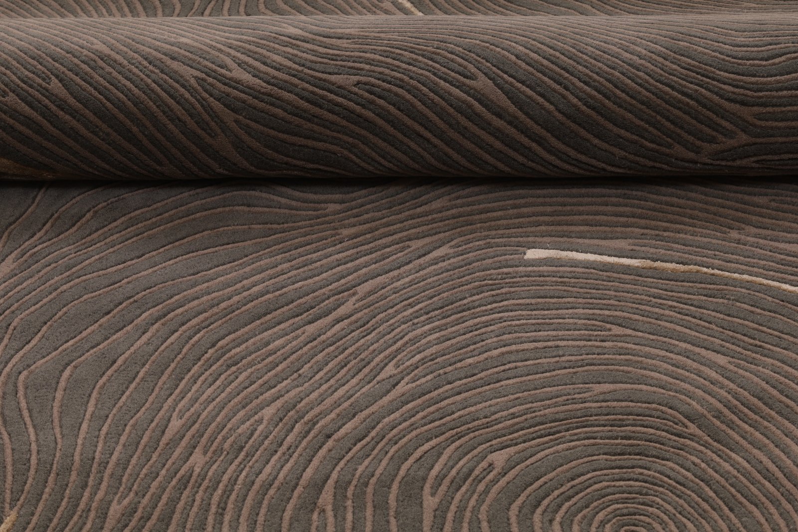 Orientteppich 270 × 180 cm aus Wolle, handgeknüpft