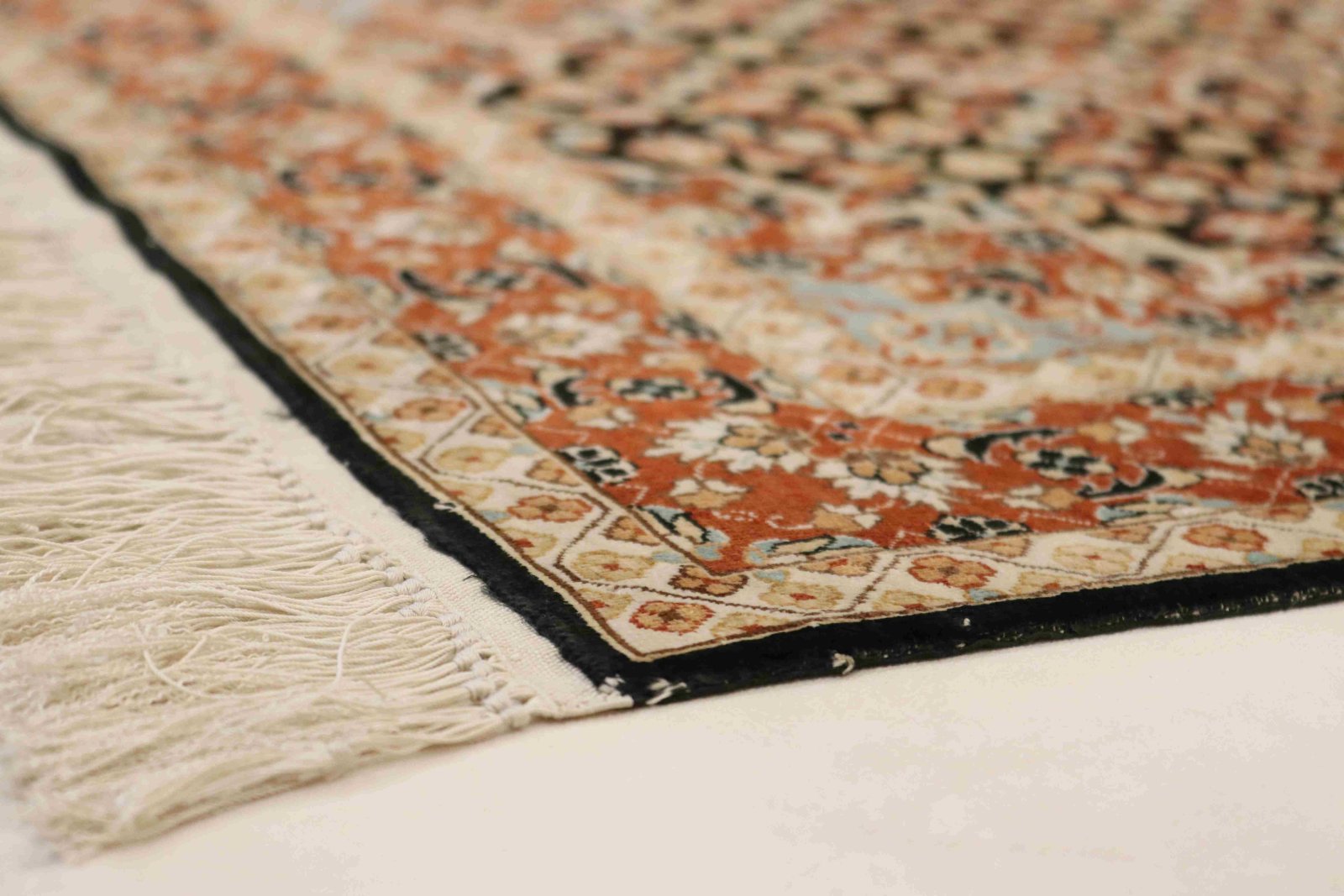 Hereke Teppich aus China, 93 × 57 cm