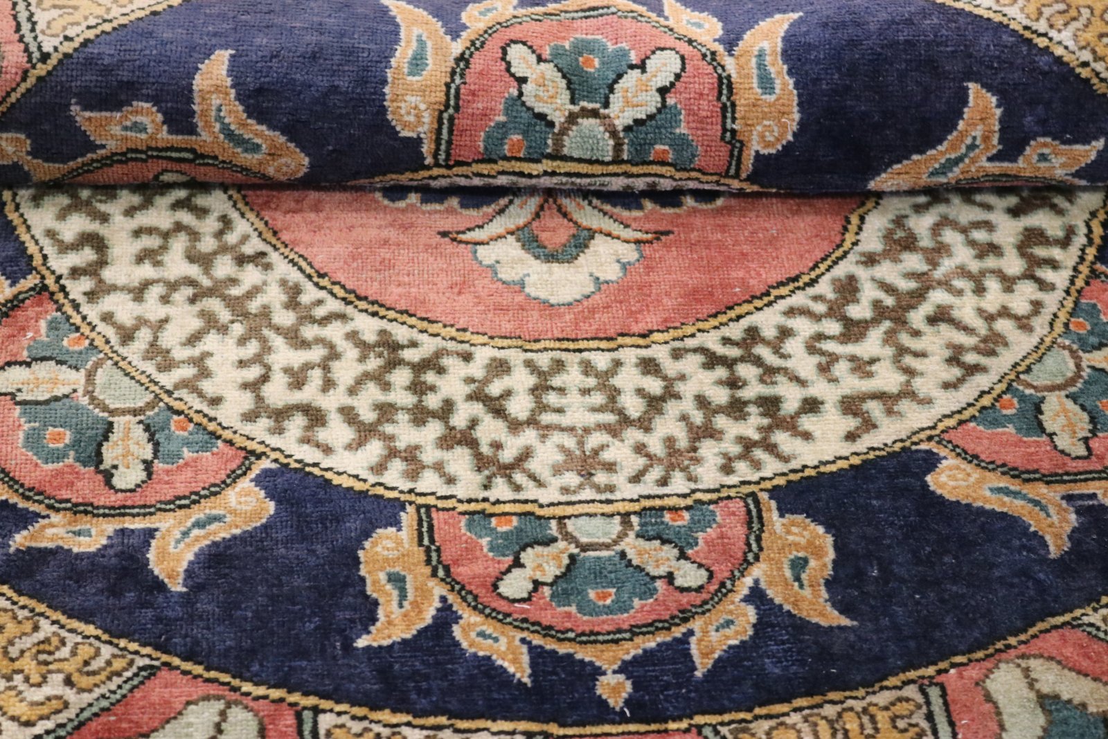 orientteppich-tuerkei-120-x-120-cm-seide-handgeknuepft-rund-5 Orientteppich aus Türkei, 120 × 120 cm