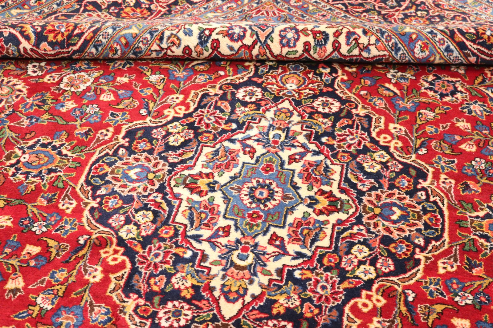 Kashan Perserteppich 402 × 242 cm aus Wolle, handgeknüpft