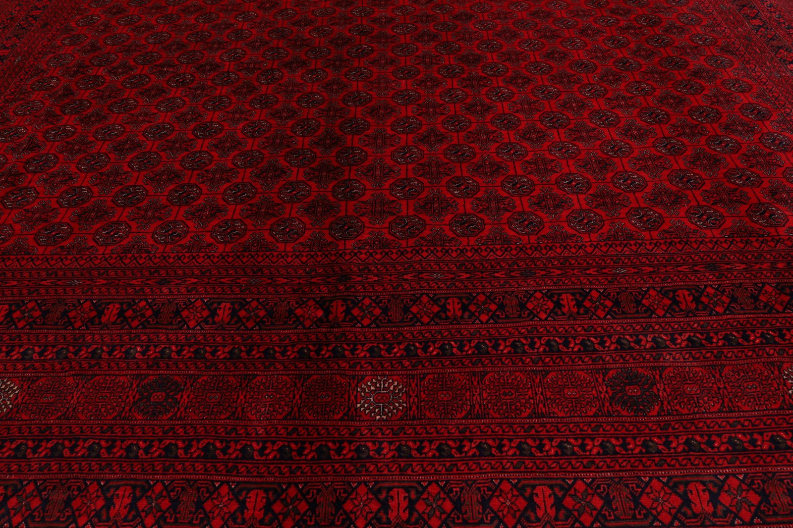 Handgeknüpfter Orientteppich, 384 × 293 cm