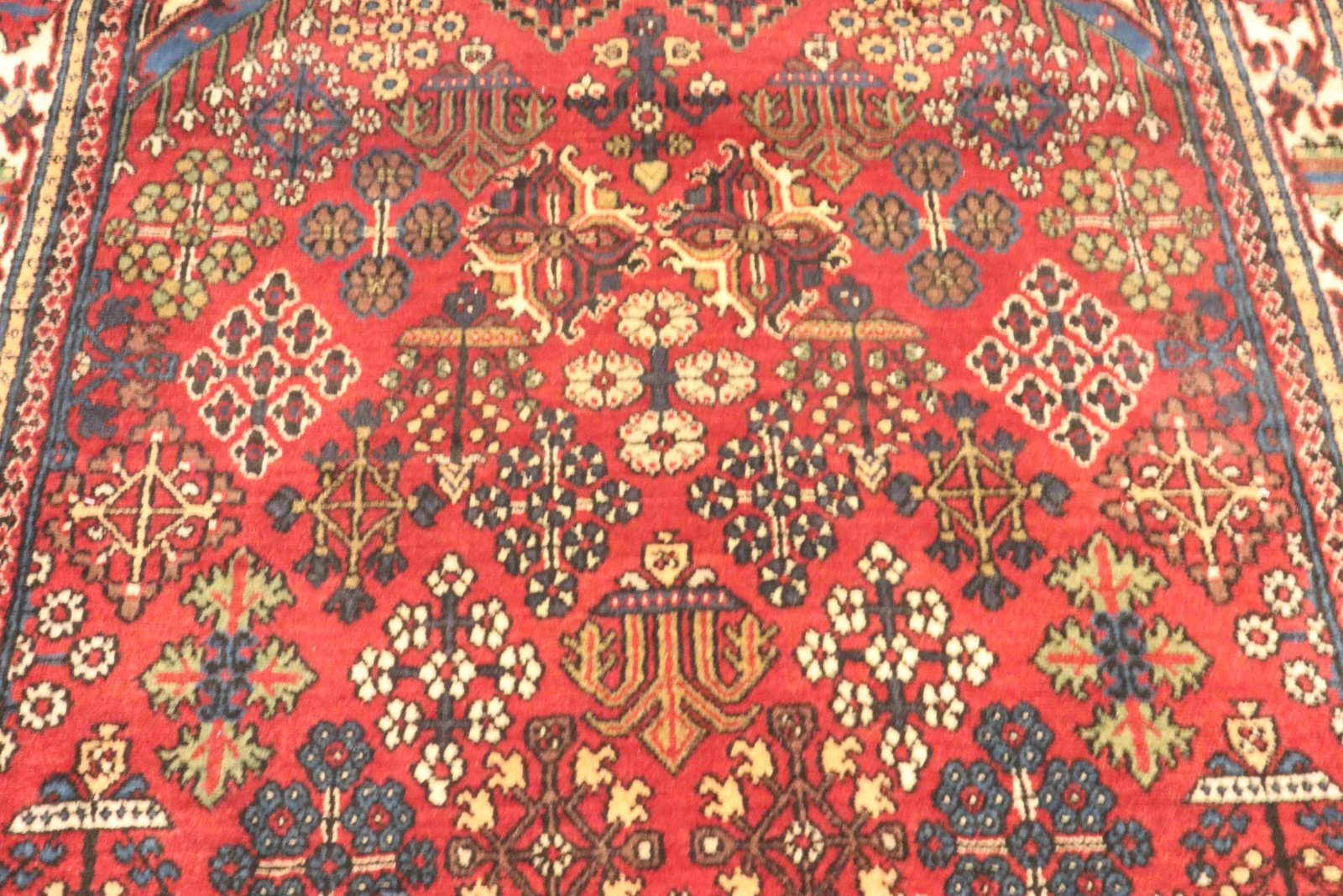 Perserteppich aus Iran, 328 × 109 cm