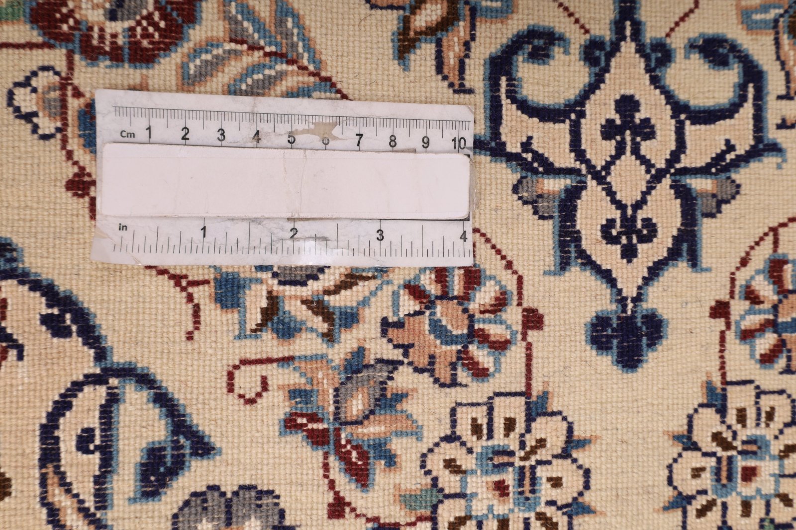 perserteppich-nain-202-x-65-cm-wolle-und-seide-handgeknuepft-12 Handgeknüpfter Nain Perserteppich, 202 × 65 cm, Wolle & Seide