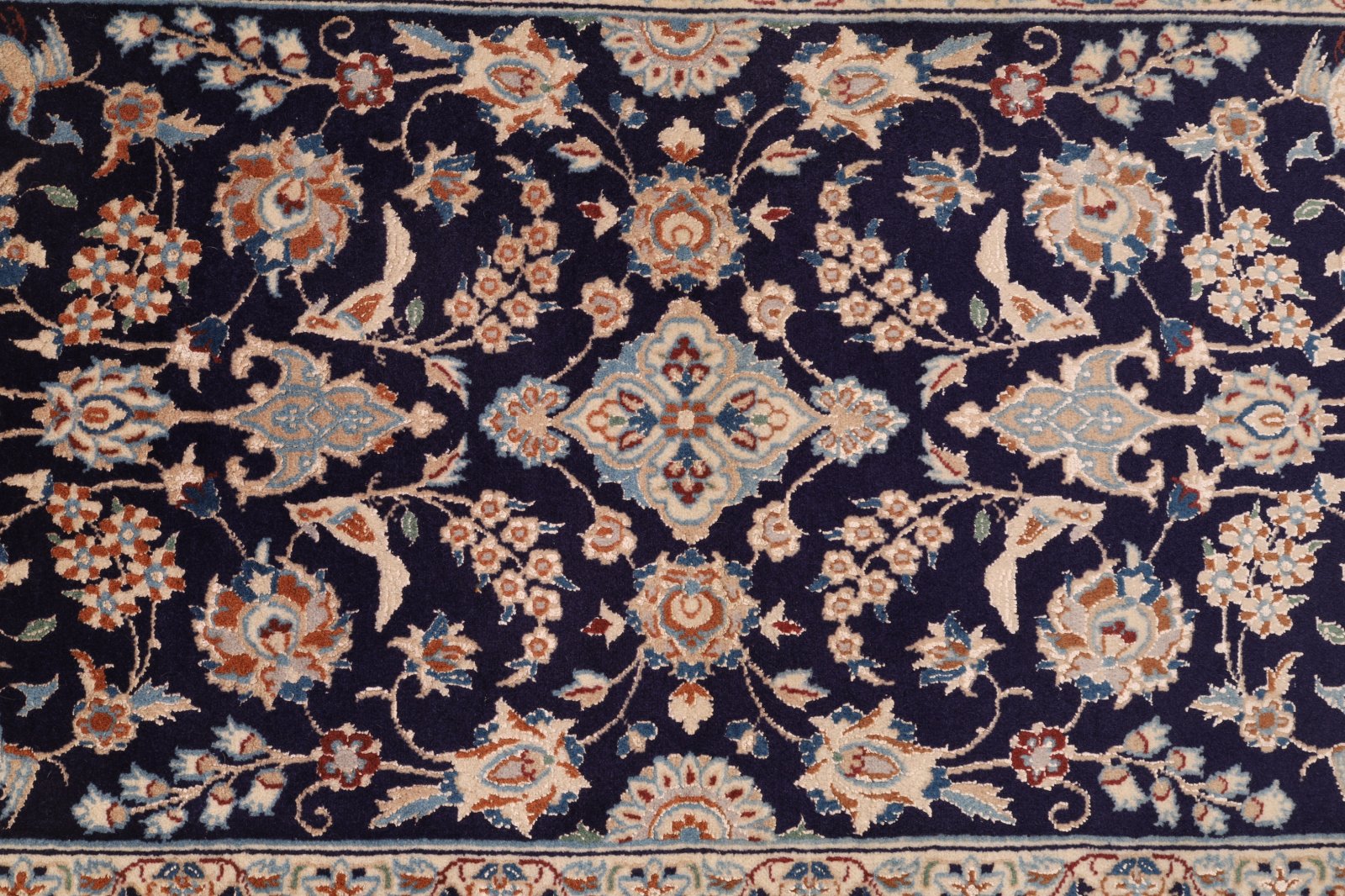 Nain Perserteppich aus Iran, 195 × 58 cm