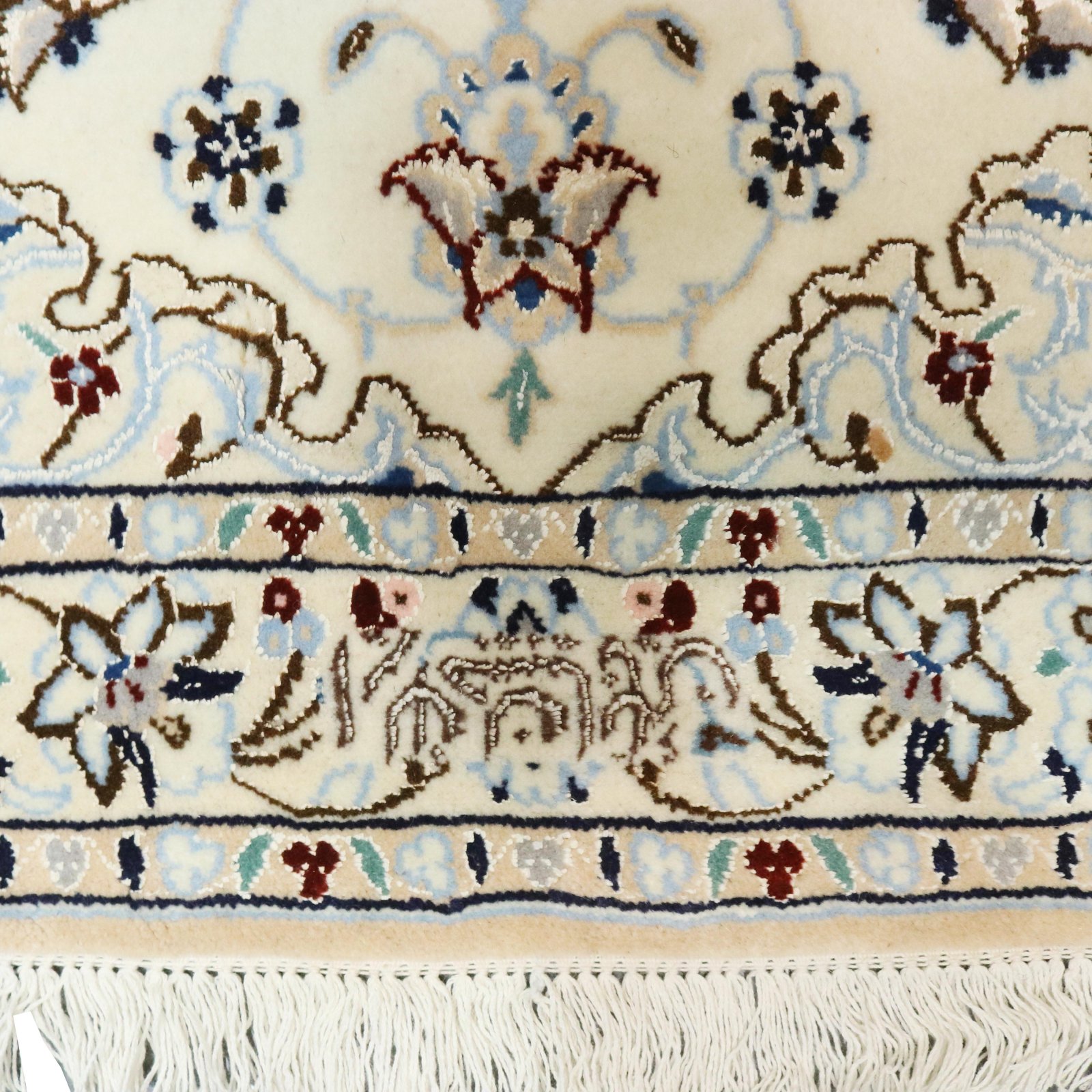 Nain Perserteppich 137 × 82 cm aus Wolle & Seide, handgeknüpft