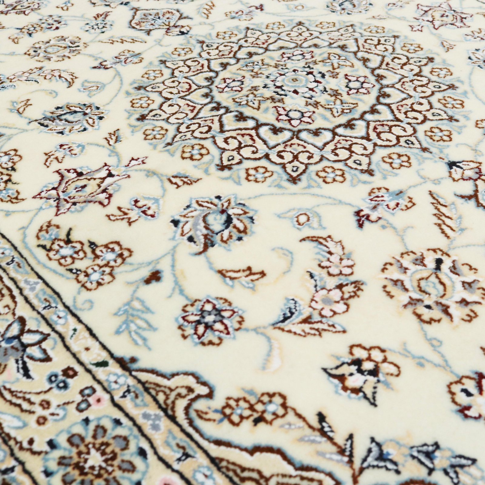 Nain Perserteppich aus Iran, 156 × 99 cm