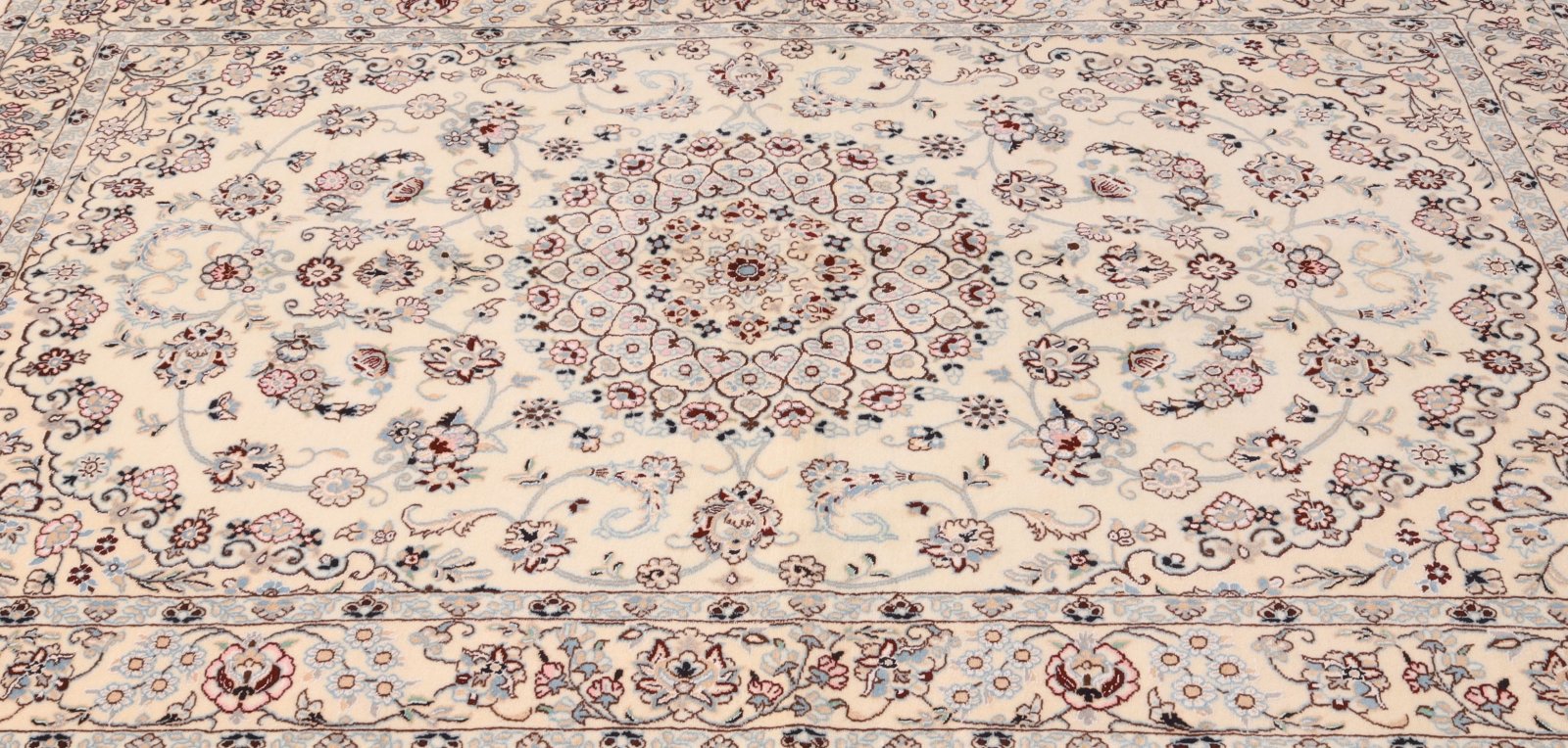 Handgeknüpfter Nain Perserteppich, 253 × 163 cm, Wolle & Seide