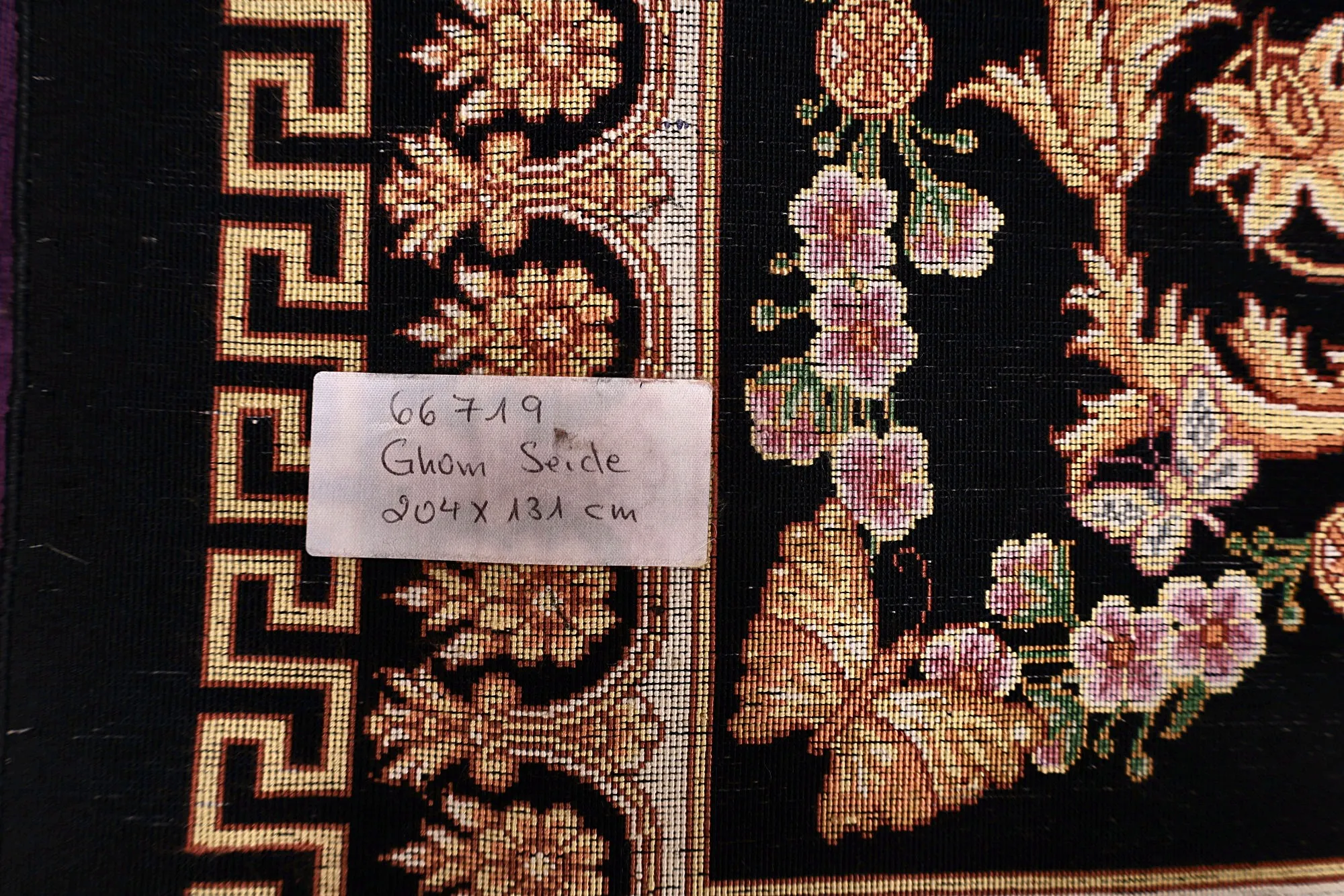 Ghom Perserteppich aus Iran, 204 × 131 cm