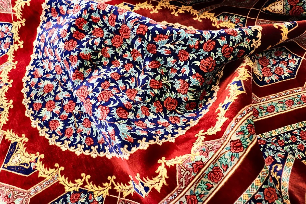 Ghom Perserteppich aus Iran, 200 × 130 cm