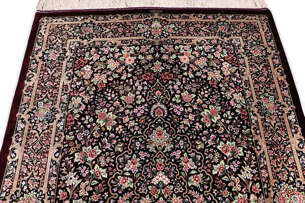 Ghom Perserteppich 235 × 151 cm aus Seide, handgeknüpft