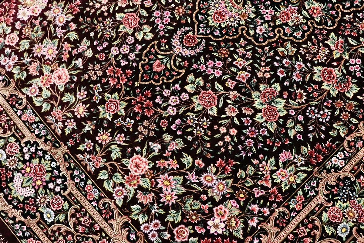 Ghom Perserteppich 235 × 151 cm aus Seide, handgeknüpft