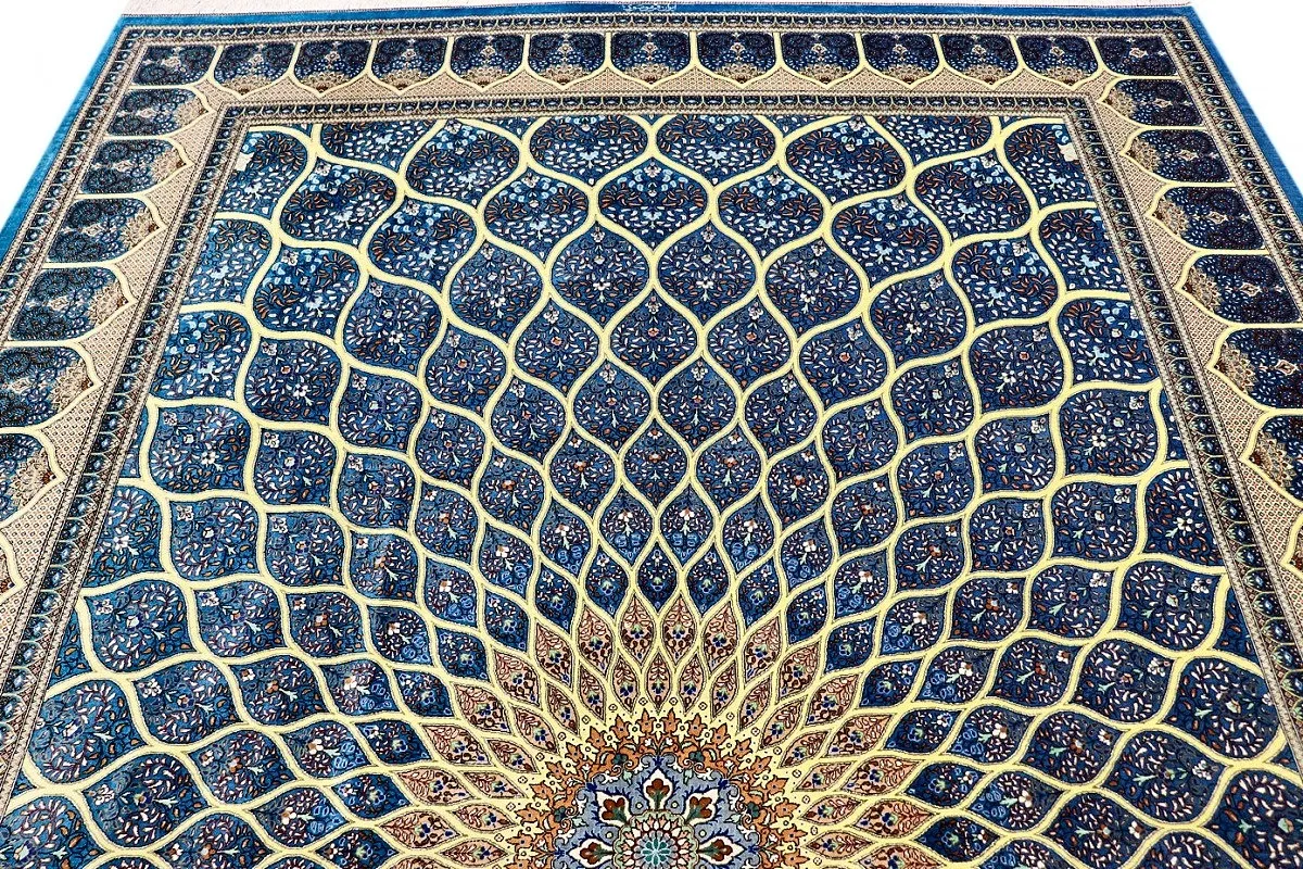 Handgeknüpfter Ghom Perserteppich, 353 × 245 cm, Seide