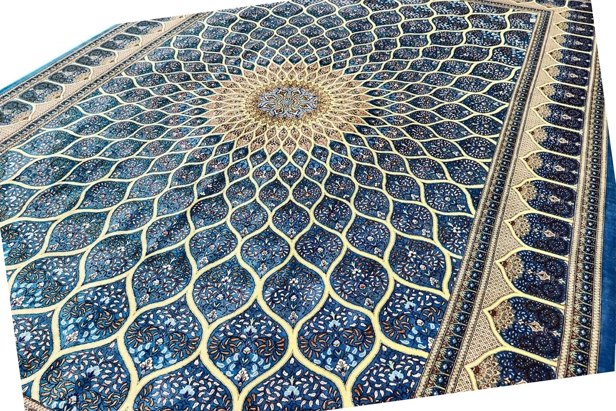 Handgeknüpfter Ghom Perserteppich, 353 × 245 cm, Seide