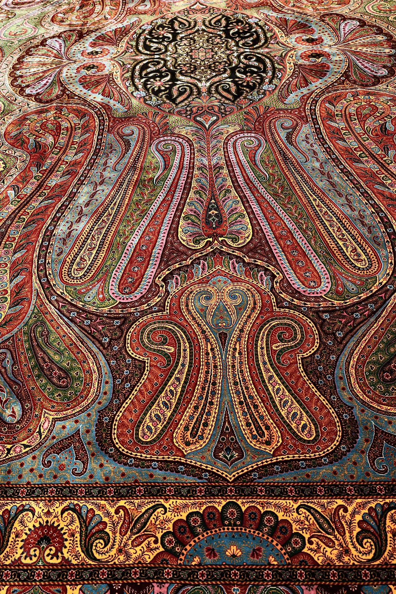 Ghom Perserteppich aus Iran, 300 × 200 cm