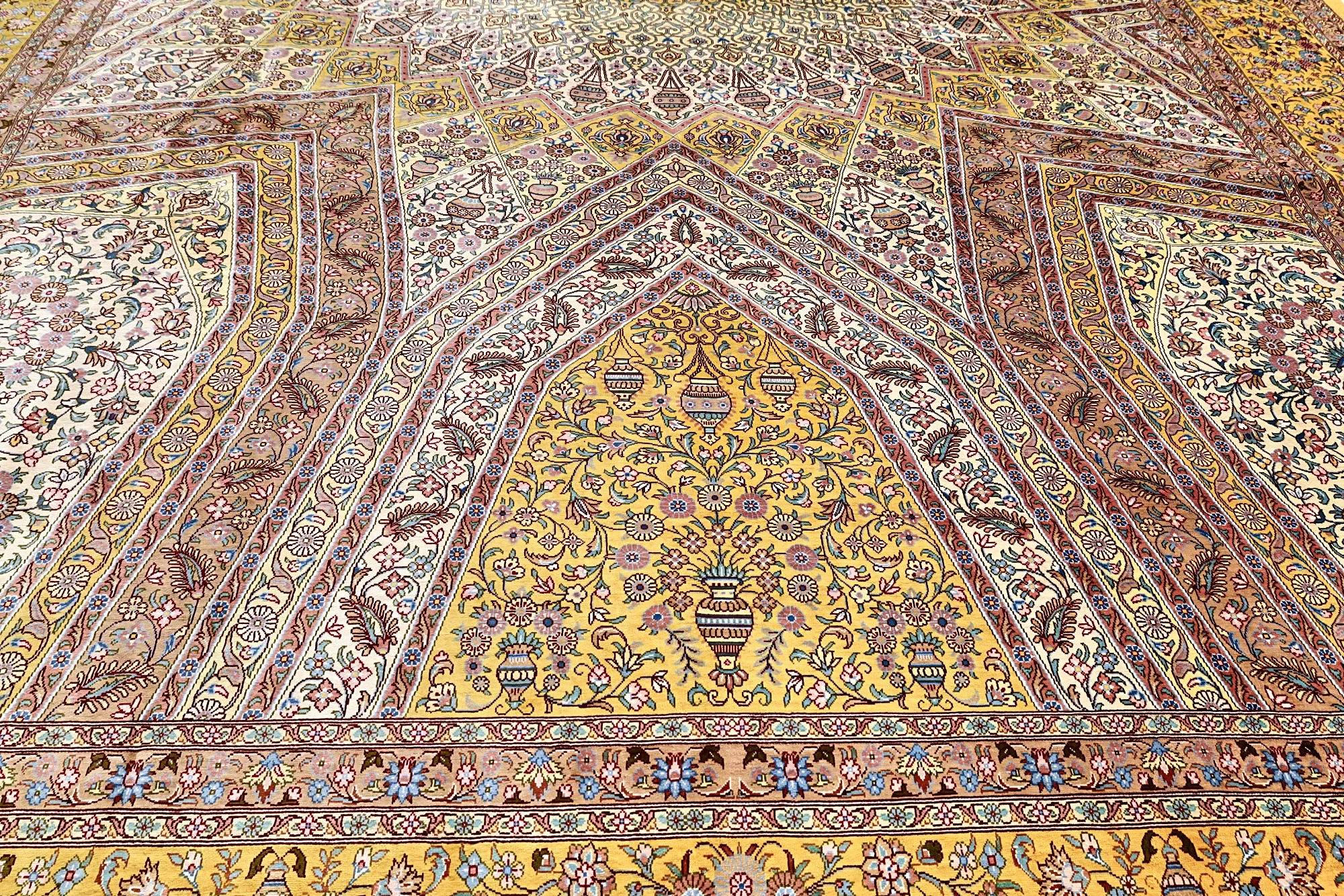 Ghom Perserteppich aus Iran, 315 × 200 cm