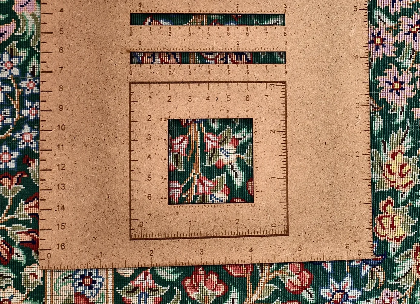 Ghom Perserteppich 156 × 100 cm aus Seide, handgeknüpft