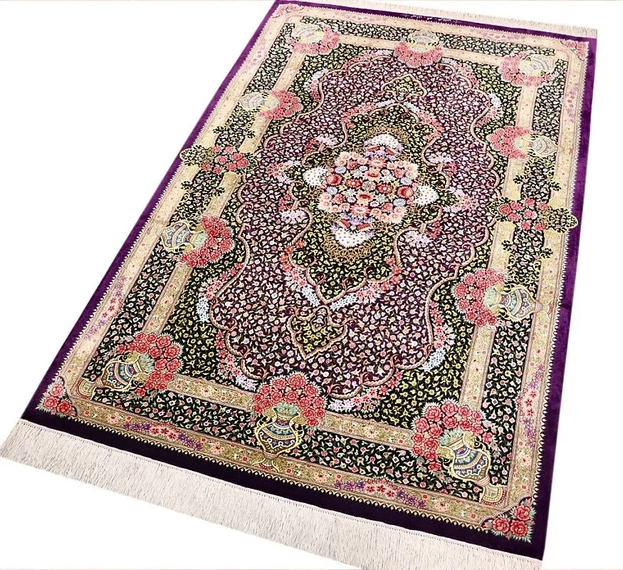 Ghom Perserteppich 156 × 100 cm aus Seide, handgeknüpft