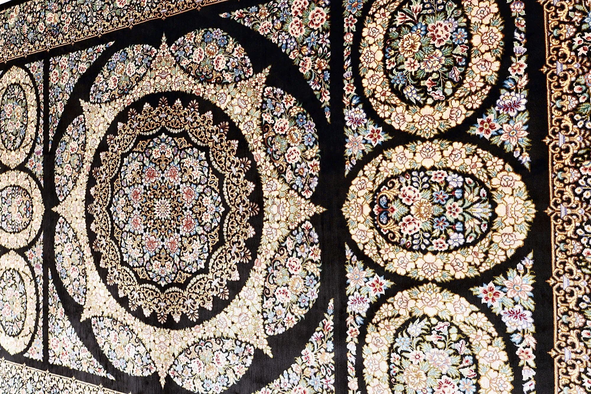 Ghom Perserteppich aus Iran, 150 × 98 cm